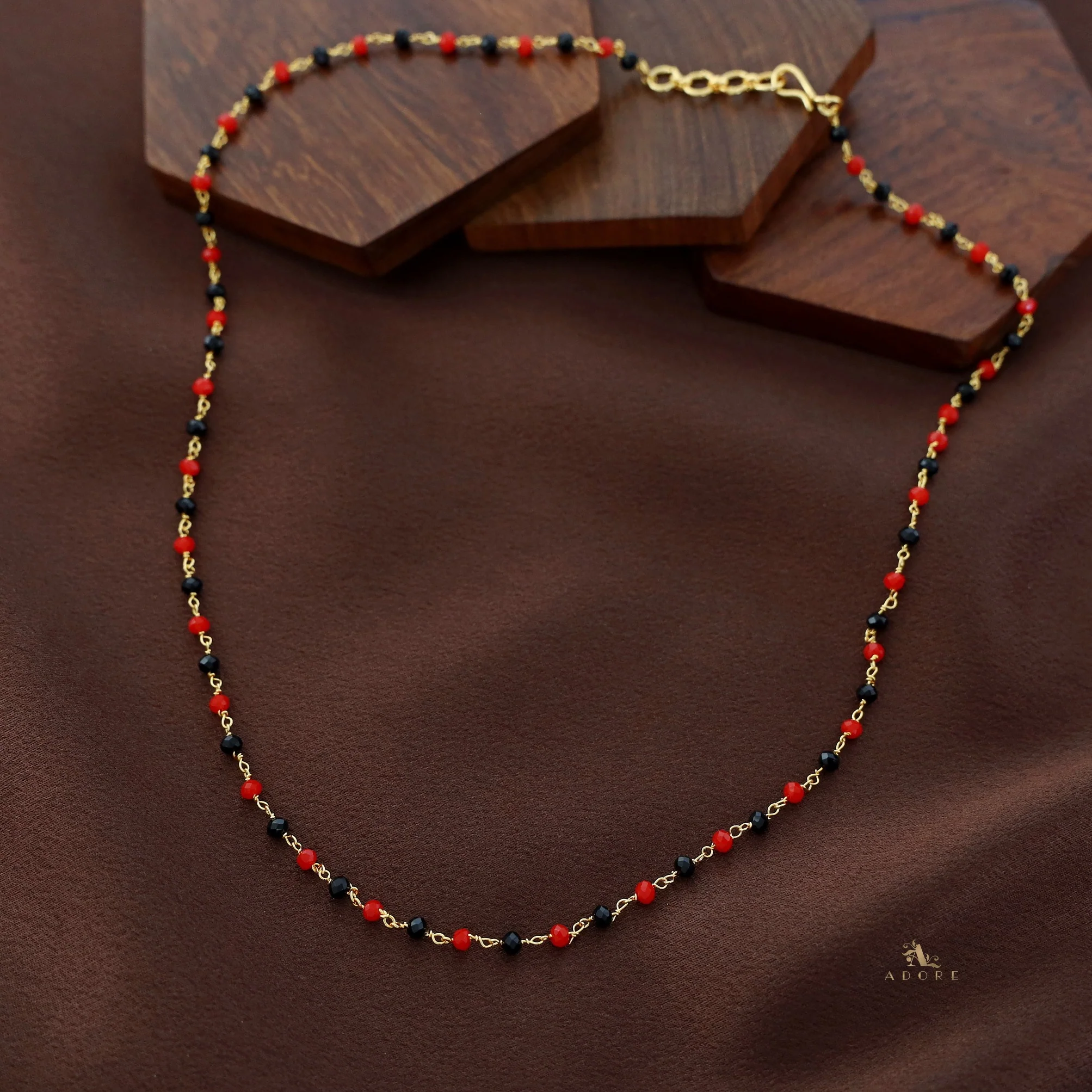 Tenille Single Layer Neckpiece - Image 20