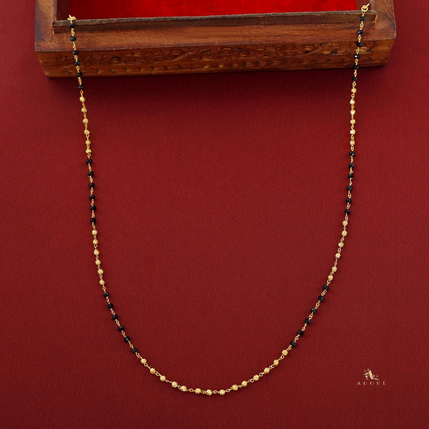 Tenille Single Layer Neckpiece - Image 27
