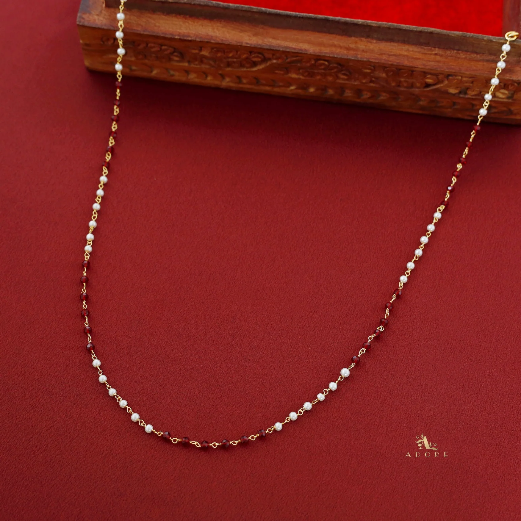 Tenille Single Layer Neckpiece - Image 6