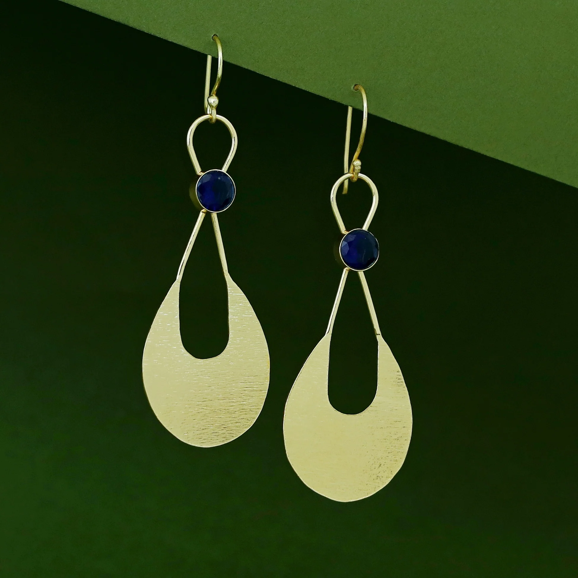 Tessa Golden Textured Glossy Stone Drop - Image 3