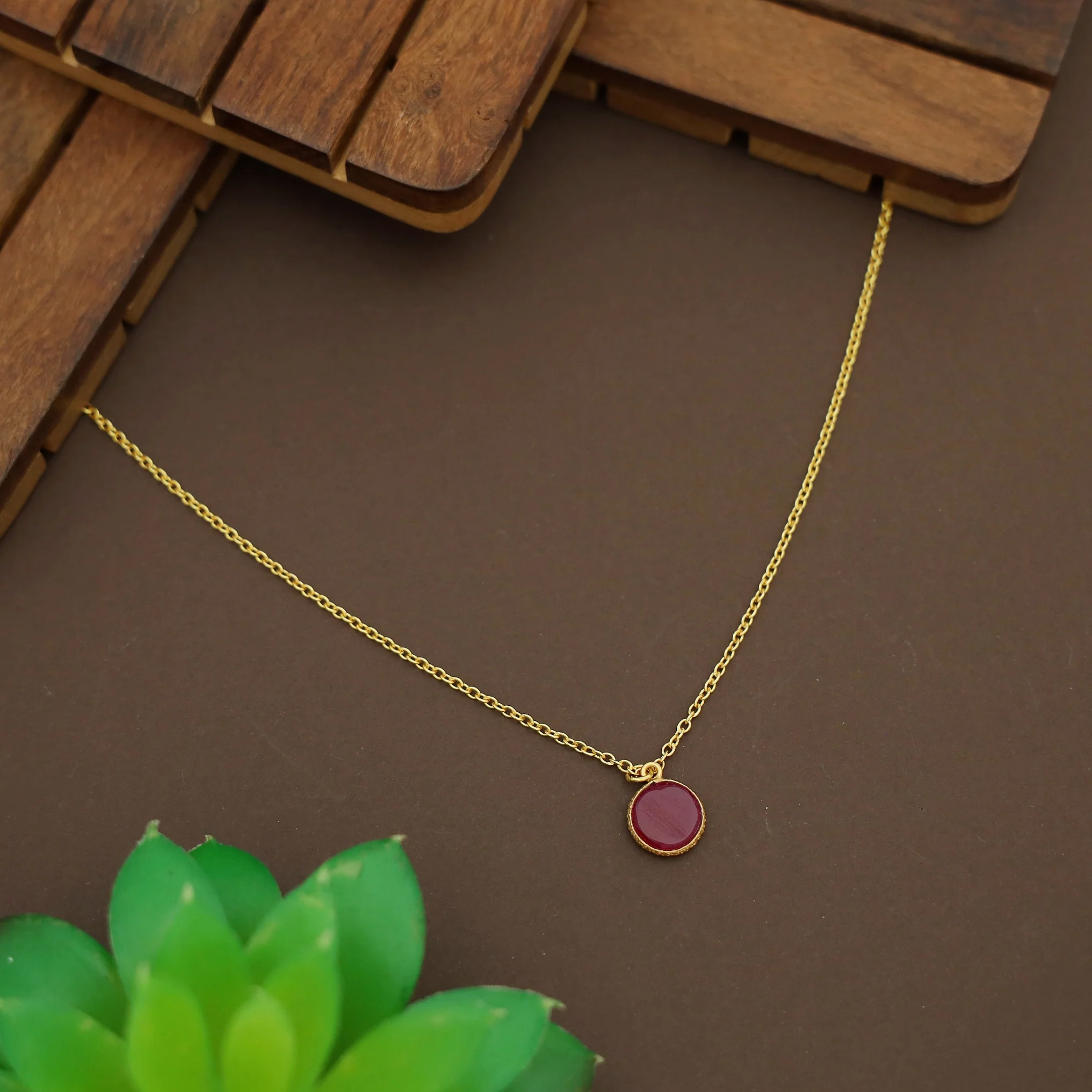 Tessna Simple Round Stone Necklace - Image 3