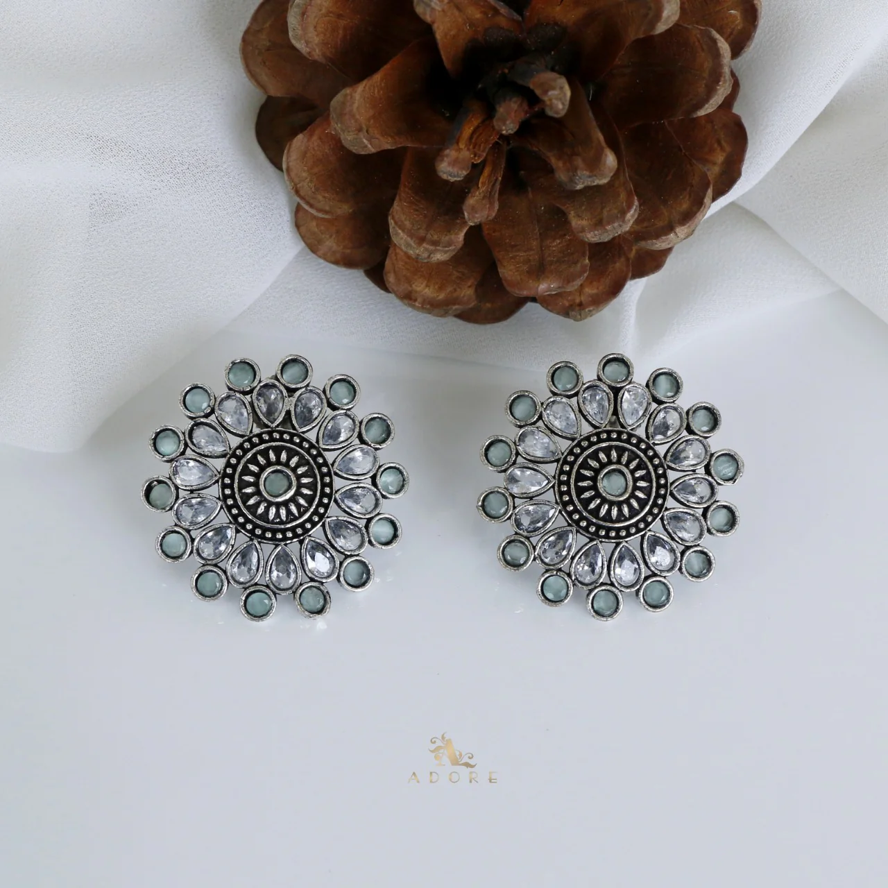 Thamasya Earrings - Image 5