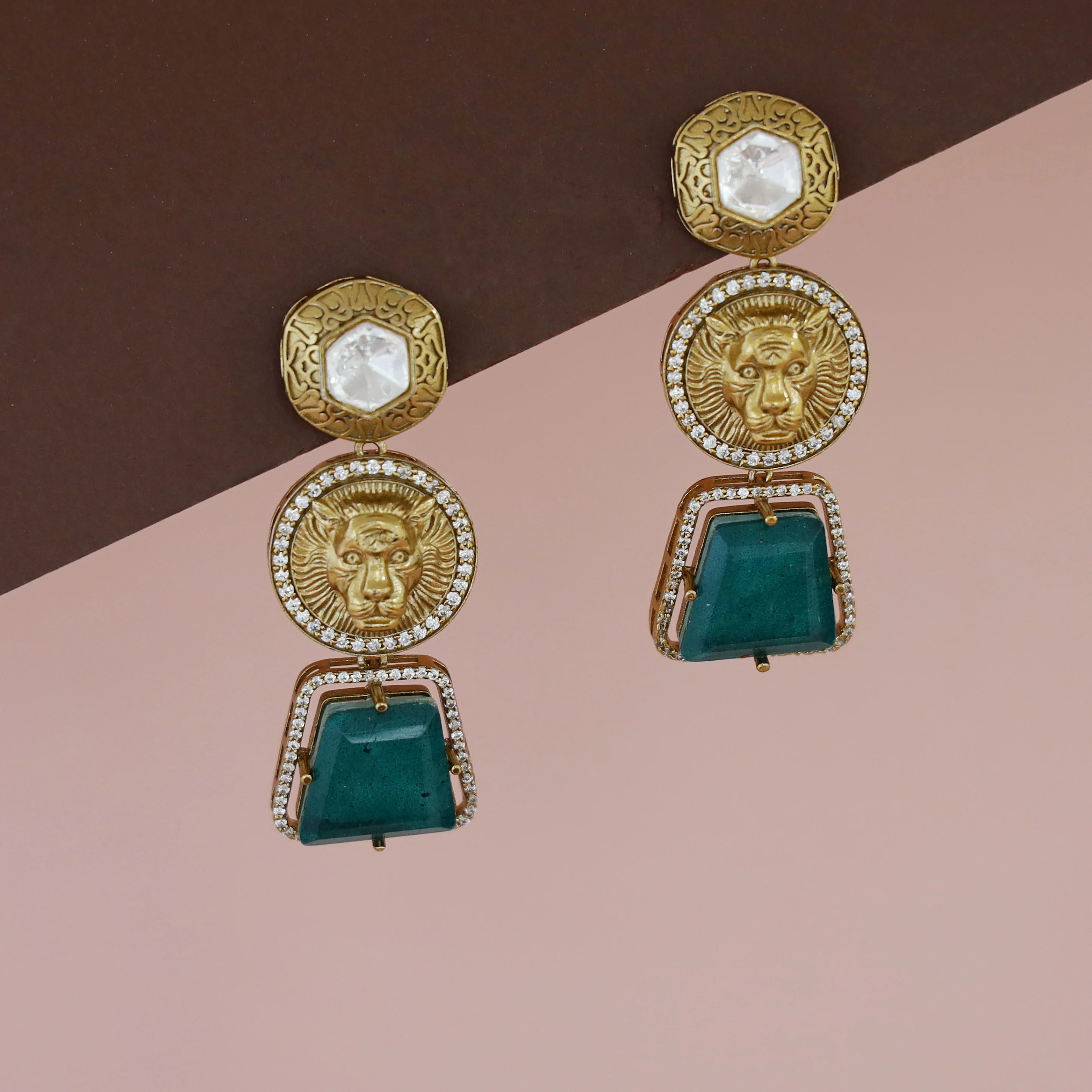 Tianna Kundan Lion Head Earring - Image 2