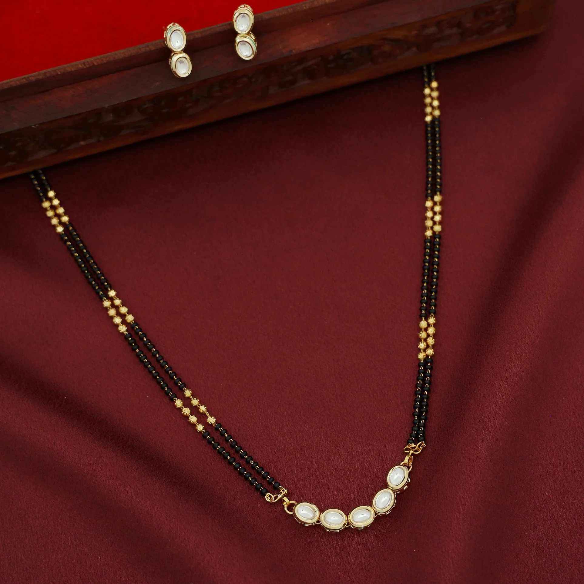 5 Stone Mangalsutra With Earring - Image 8