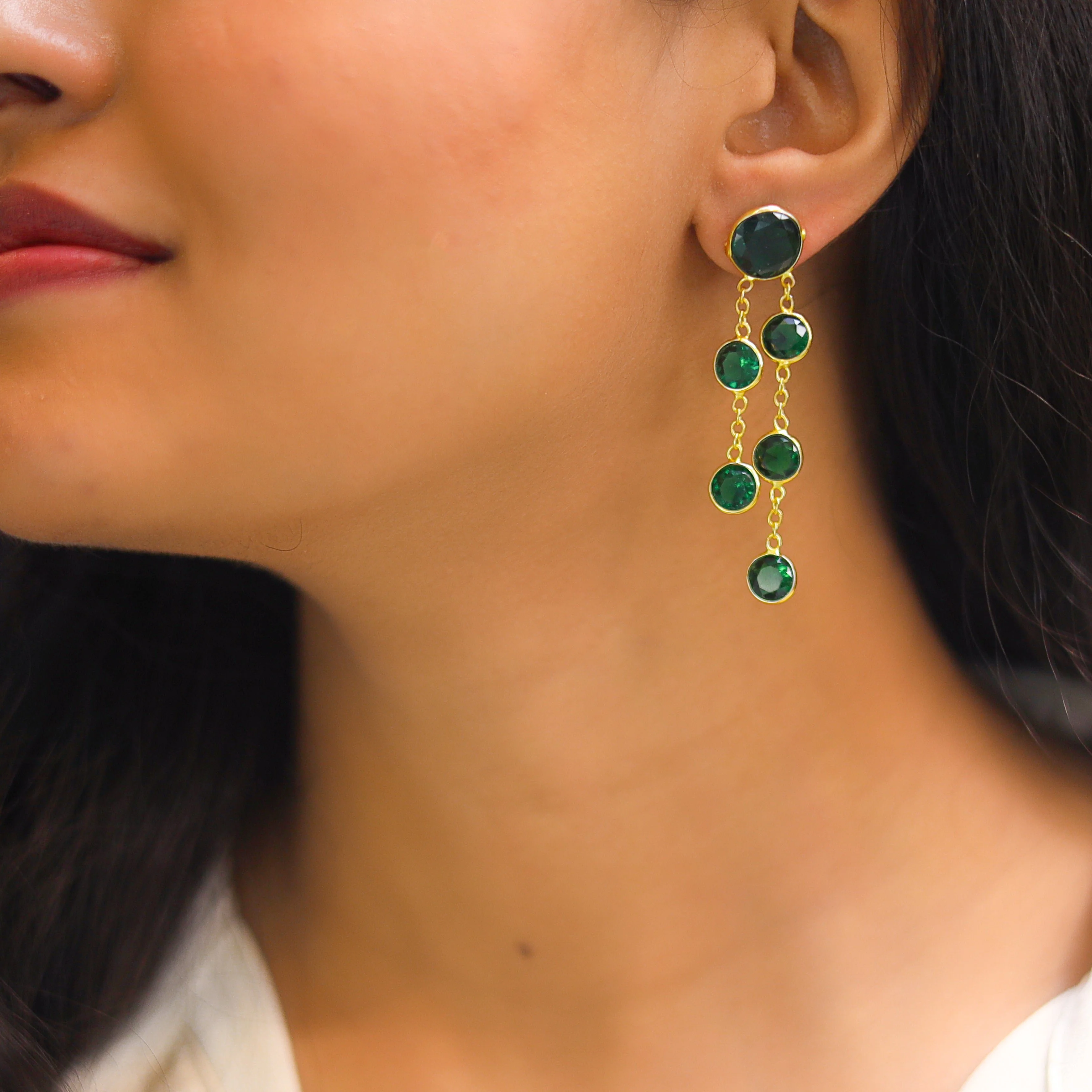 Tiya Golden Round Glossy Stone Earring - Image 7