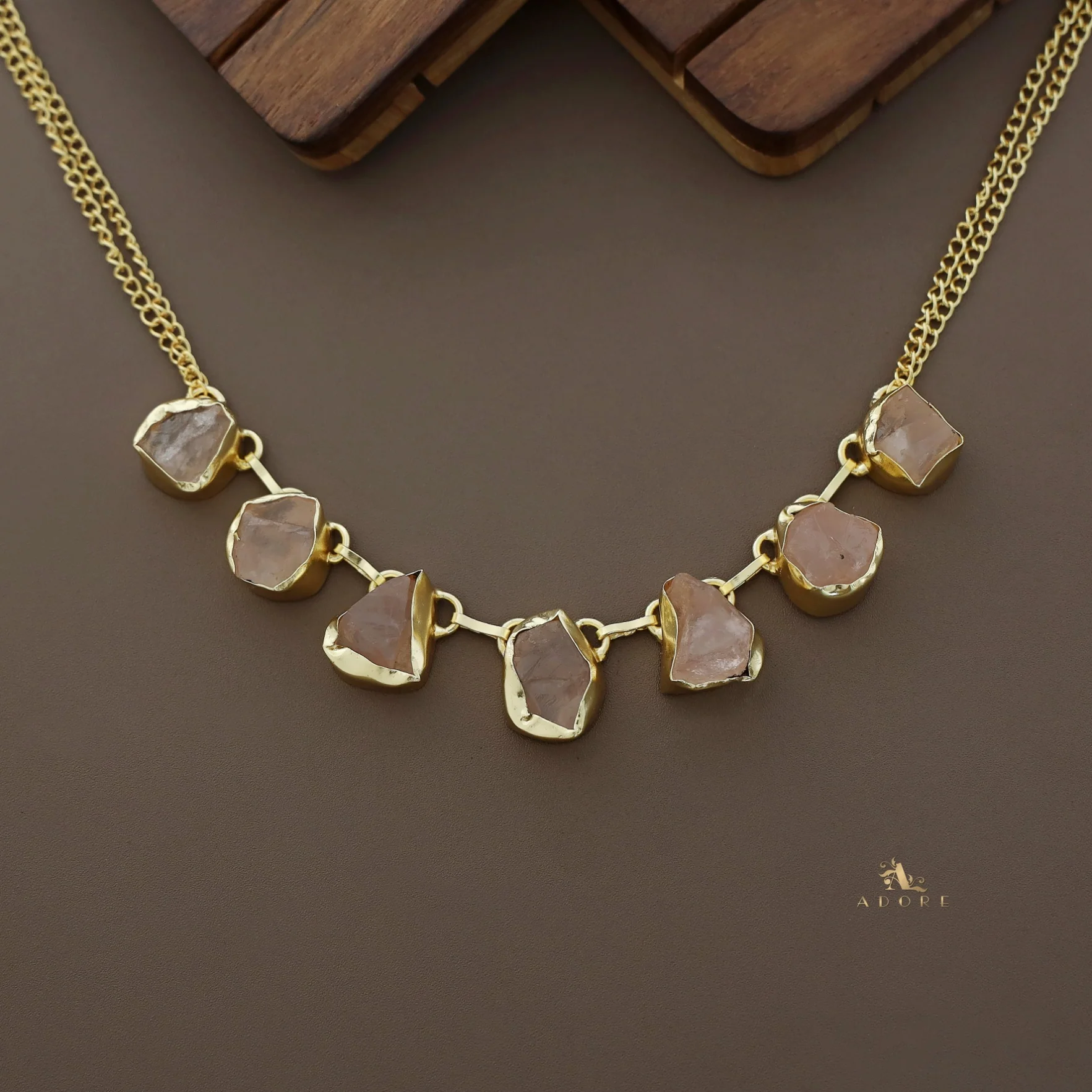 Tiyara Raw Stone Short Neckpiece - Image 12