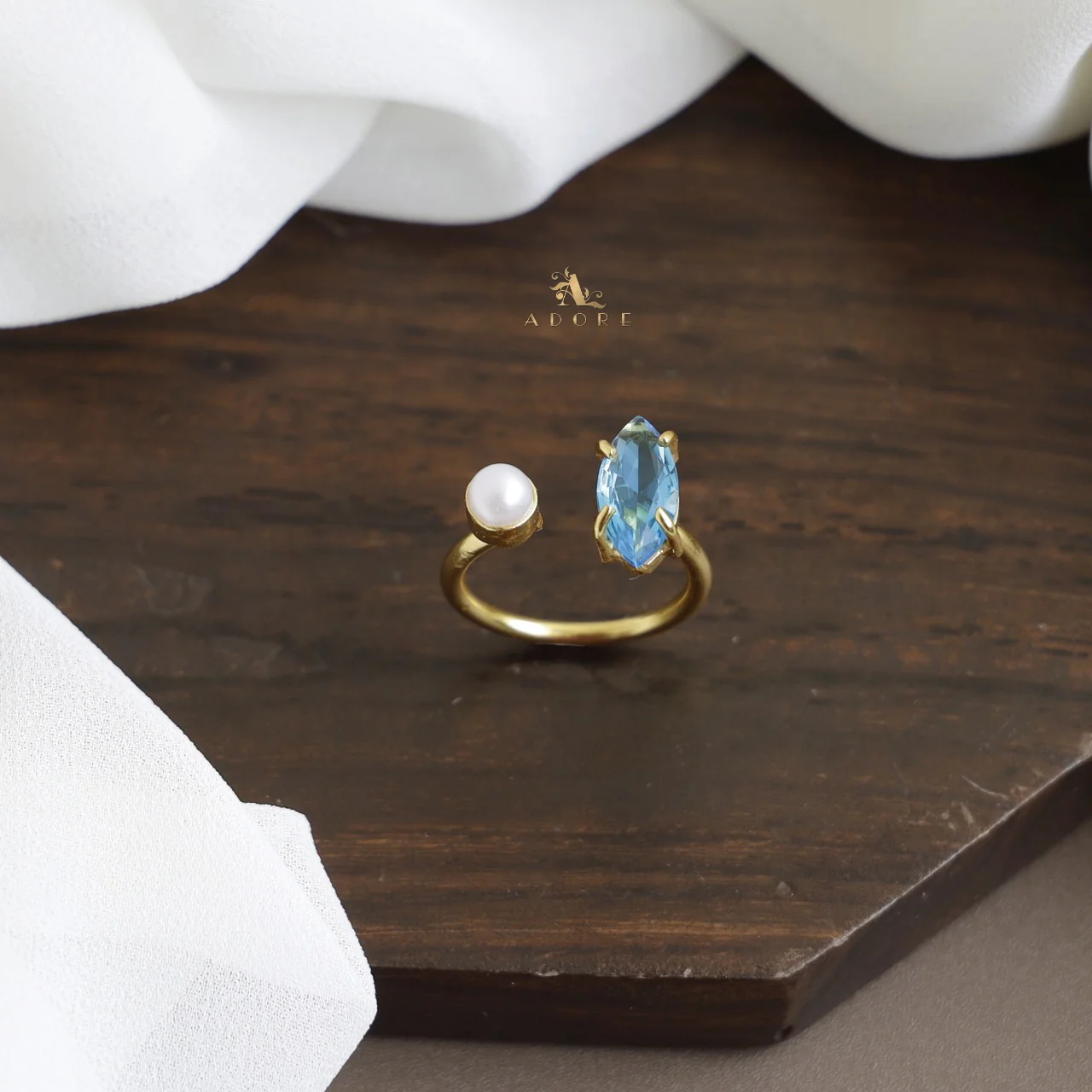 Toivo Glossy With Pearl Ring - Image 13