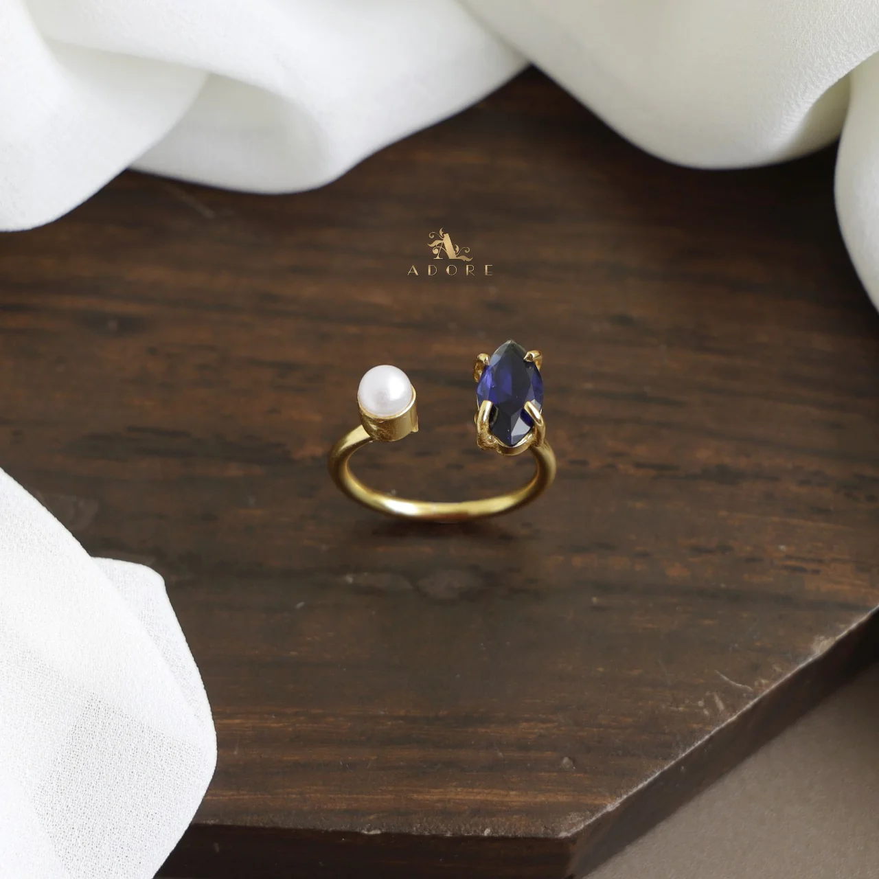 Toivo Glossy With Pearl Ring - Image 7