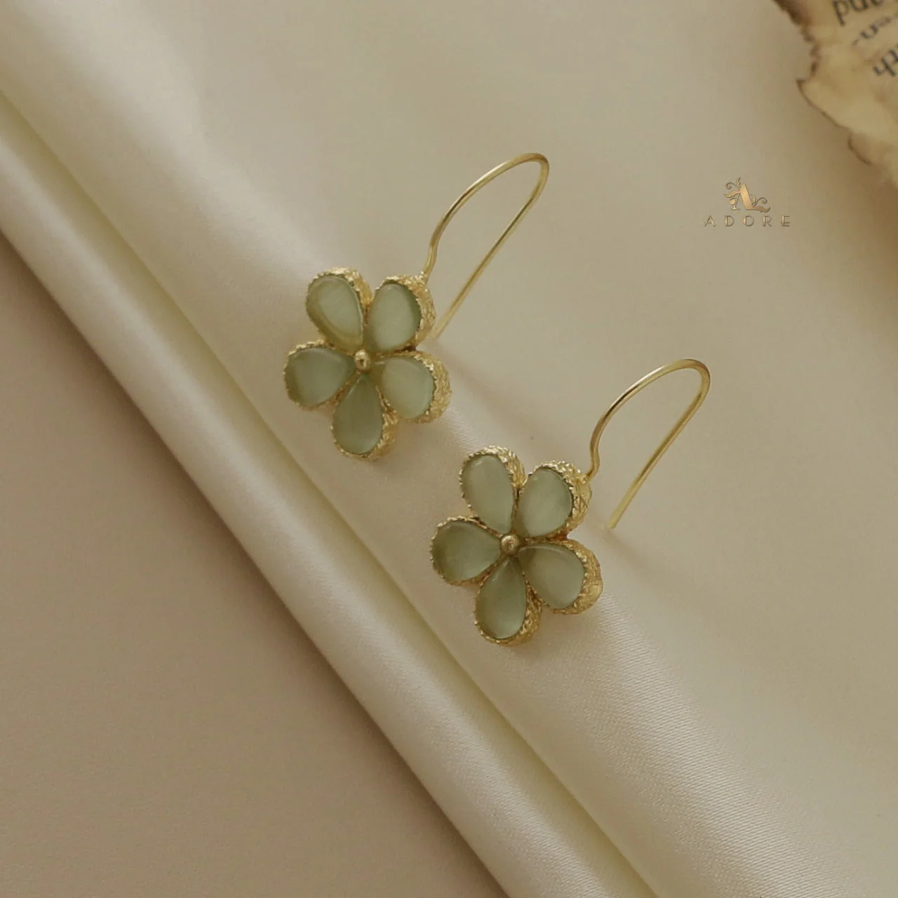 Toya Glossy Flower Drop - Image 11