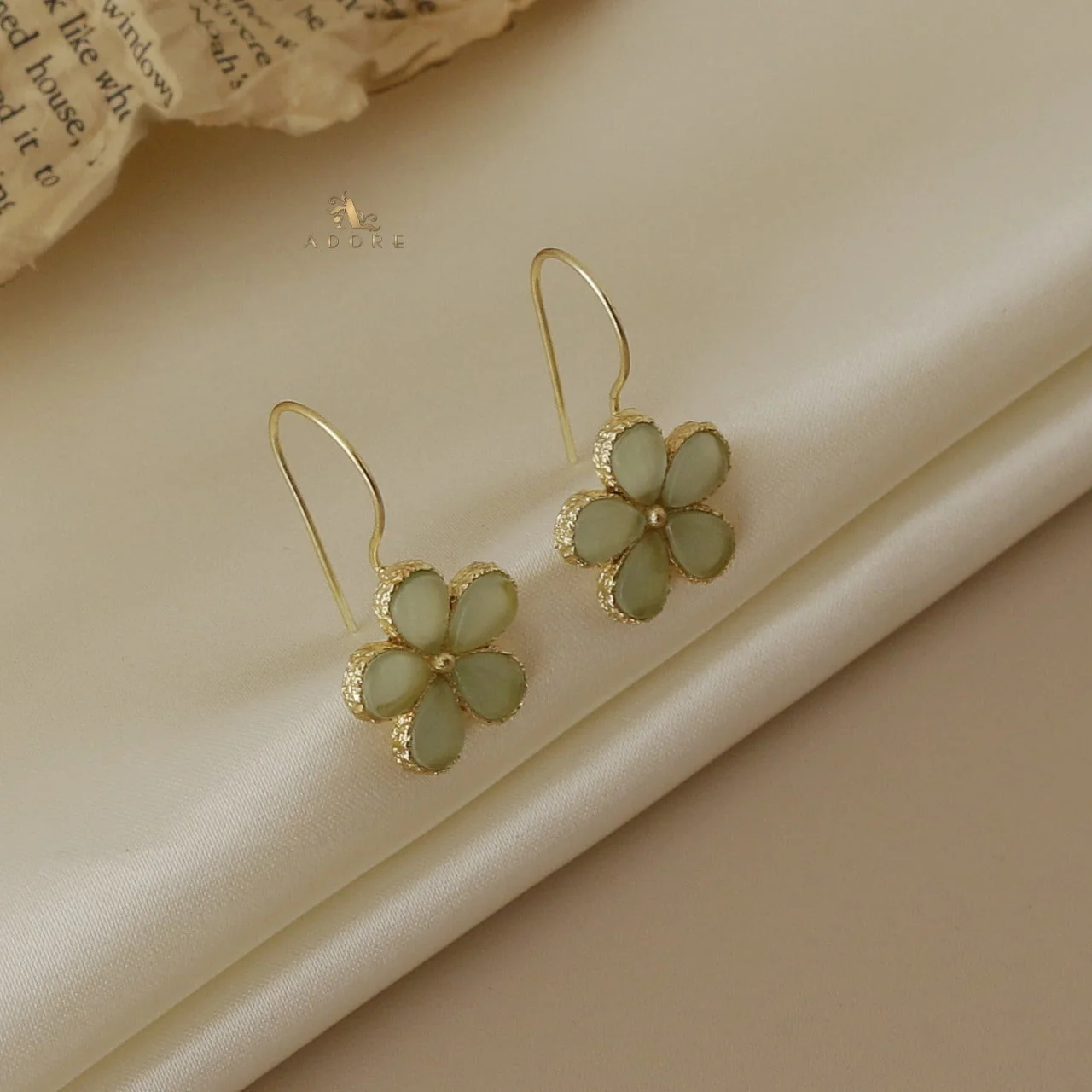 Toya Glossy Flower Drop - Image 12