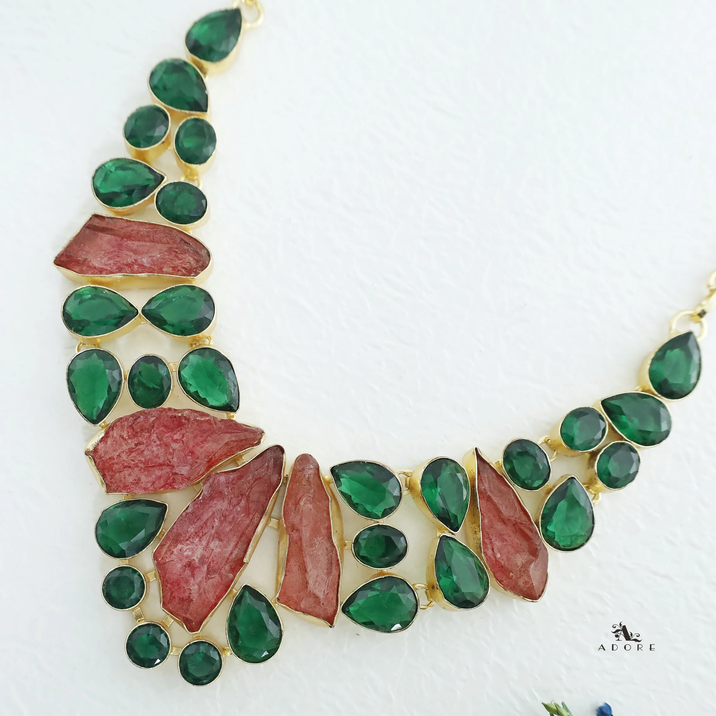 Lesly Neckpiece - Image 3