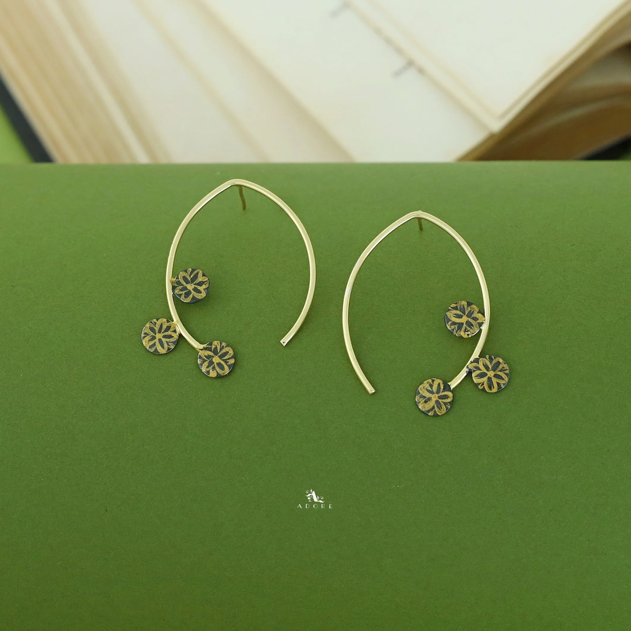 Mirsha Arch Floral Hand Painted Earring - Image 3