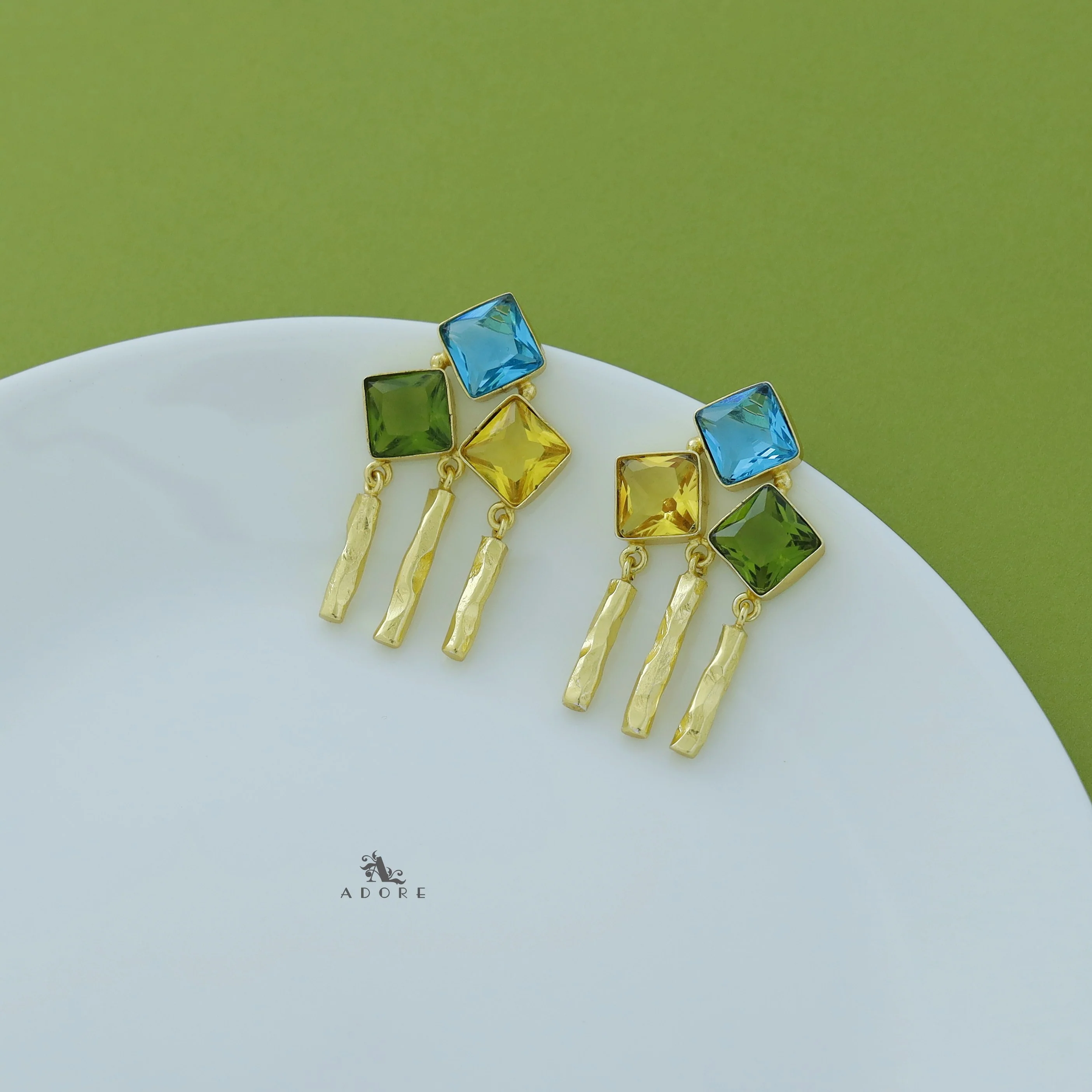 Tri Glossy Diamond Hammered Stick Earring - Image 9