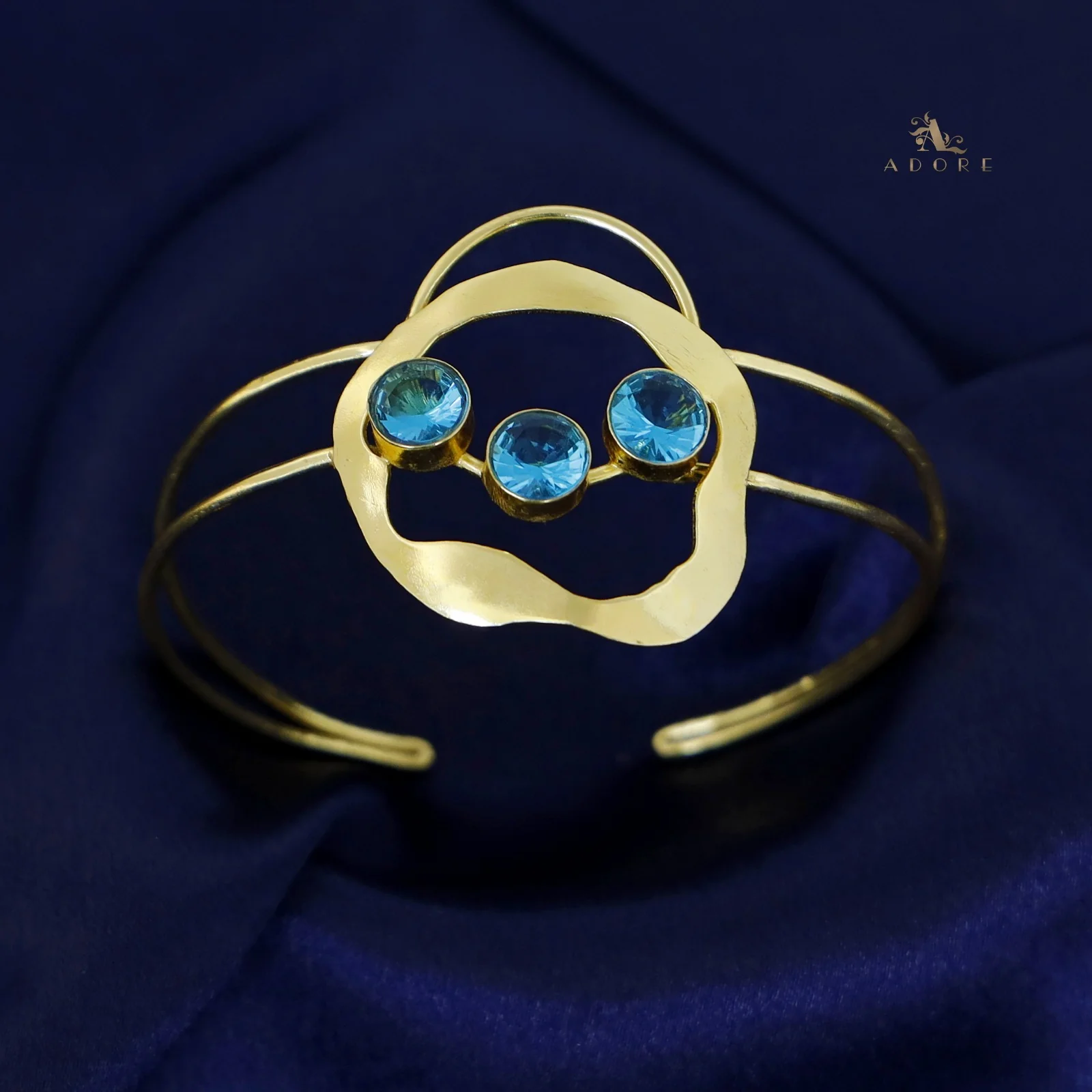 Tri Glossy Golden Vikruthika Bangle - Image 12