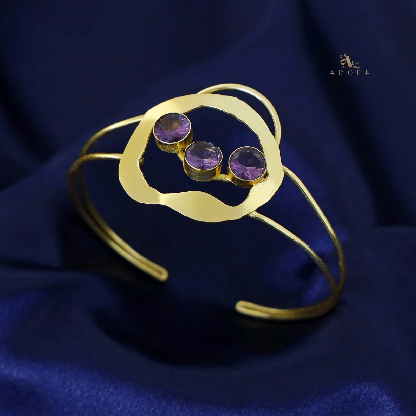 Tri Glossy Golden Vikruthika Bangle - Image 5