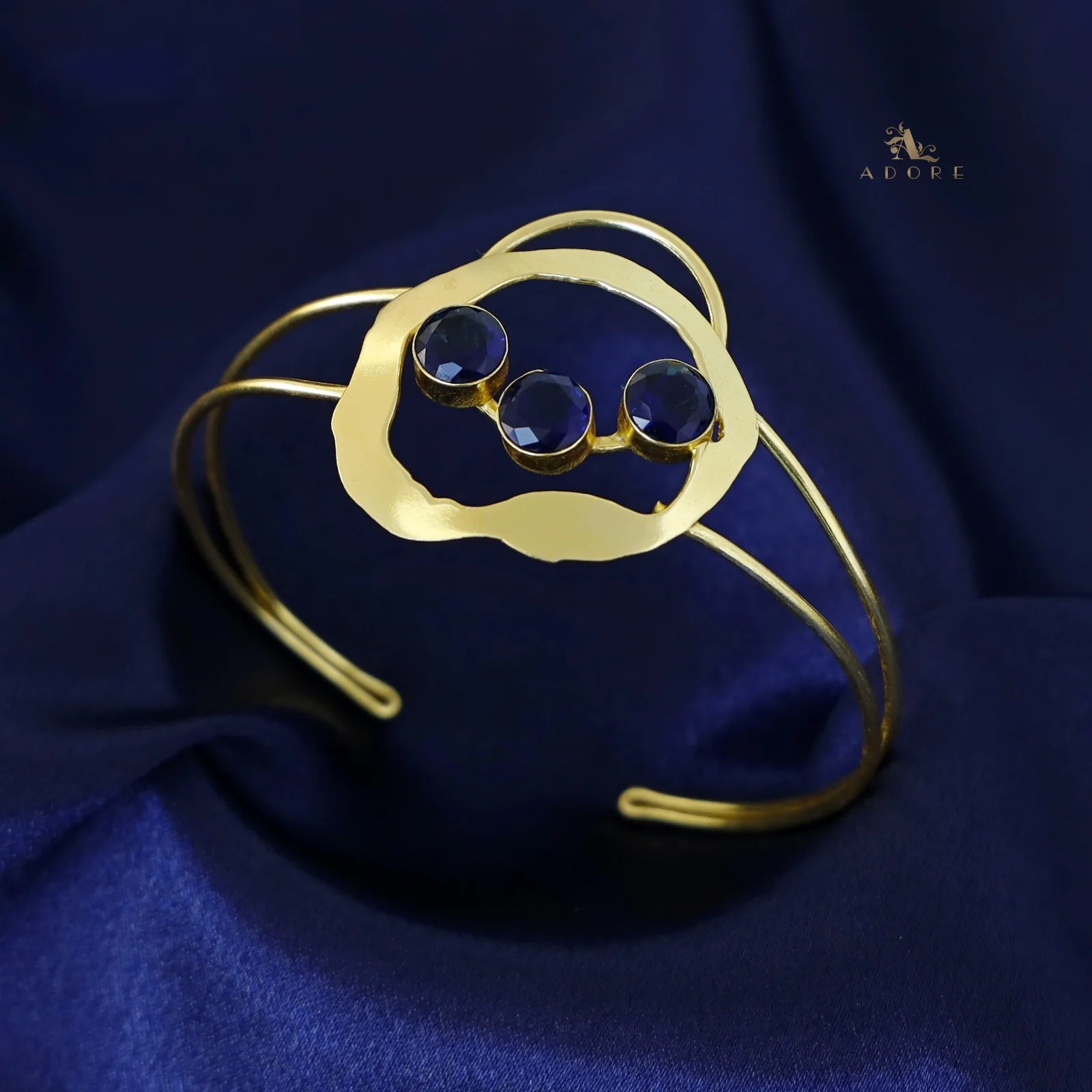 Tri Glossy Golden Vikruthika Bangle - Image 7