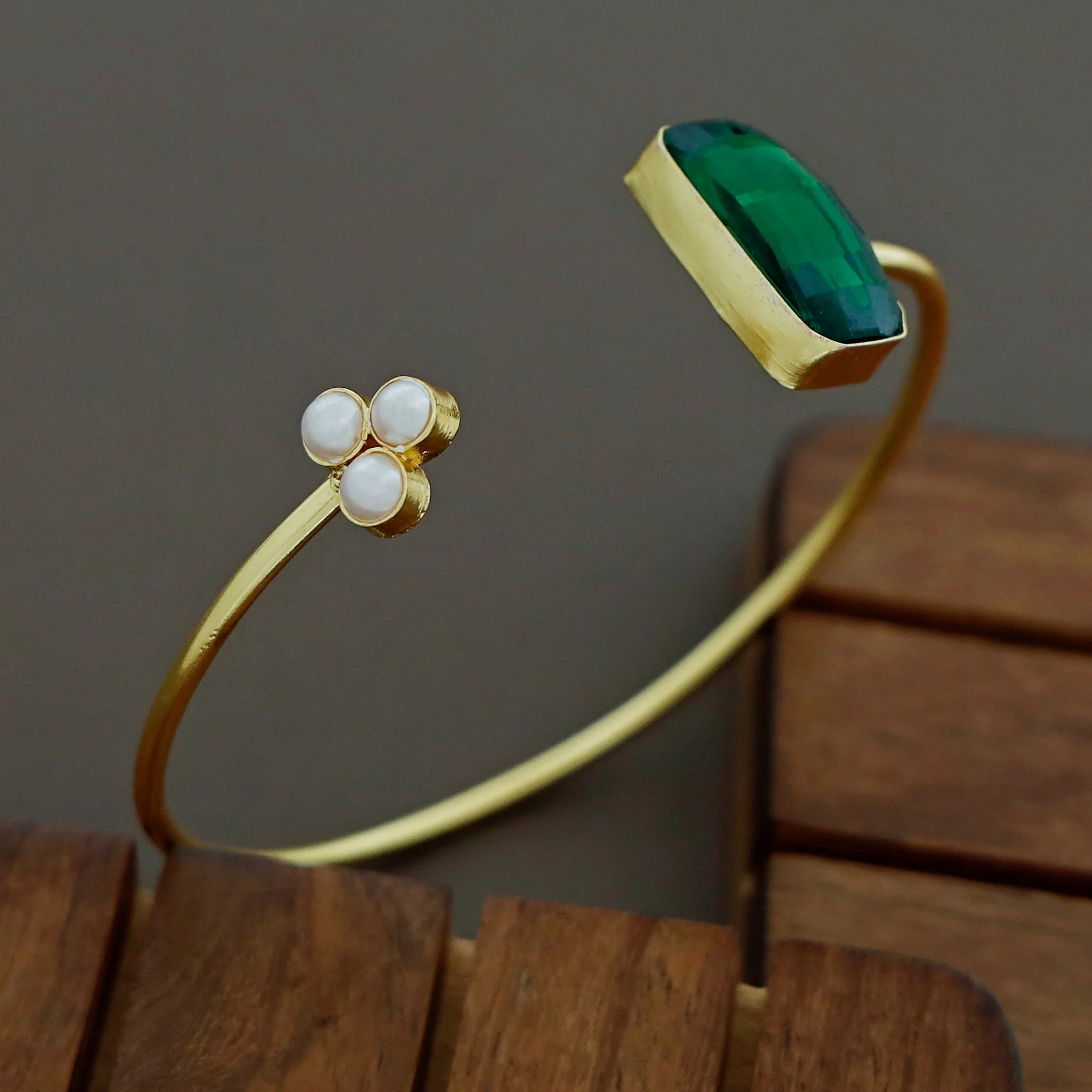 Tri Pearl Rectangle Magic Glossy Stone Bangle - Image 5