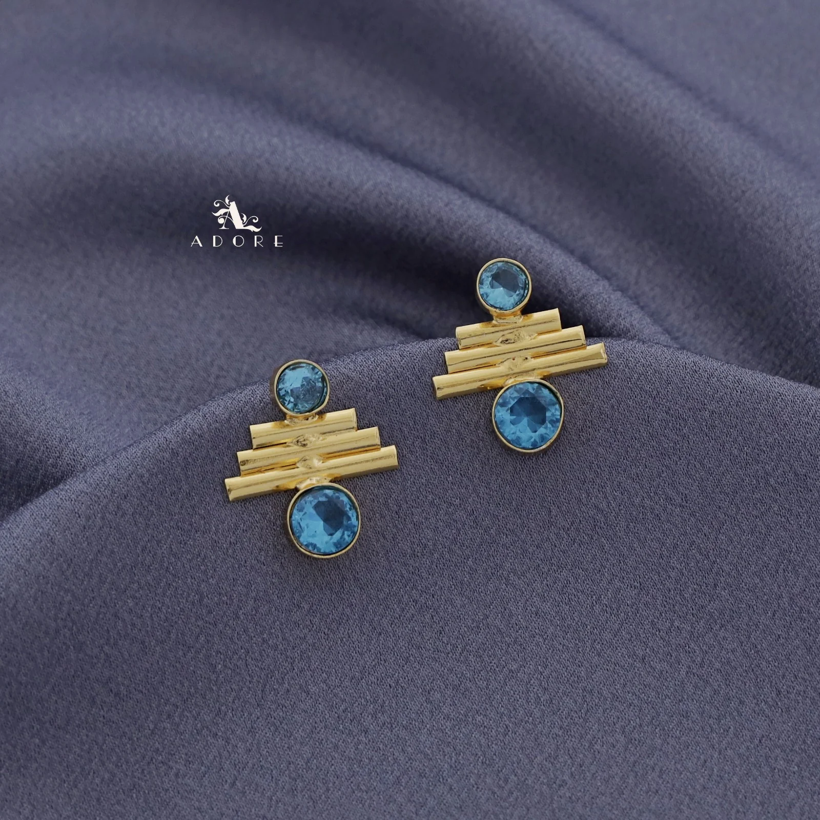 Tri Step Golden lines Glossy Earring - Image 7