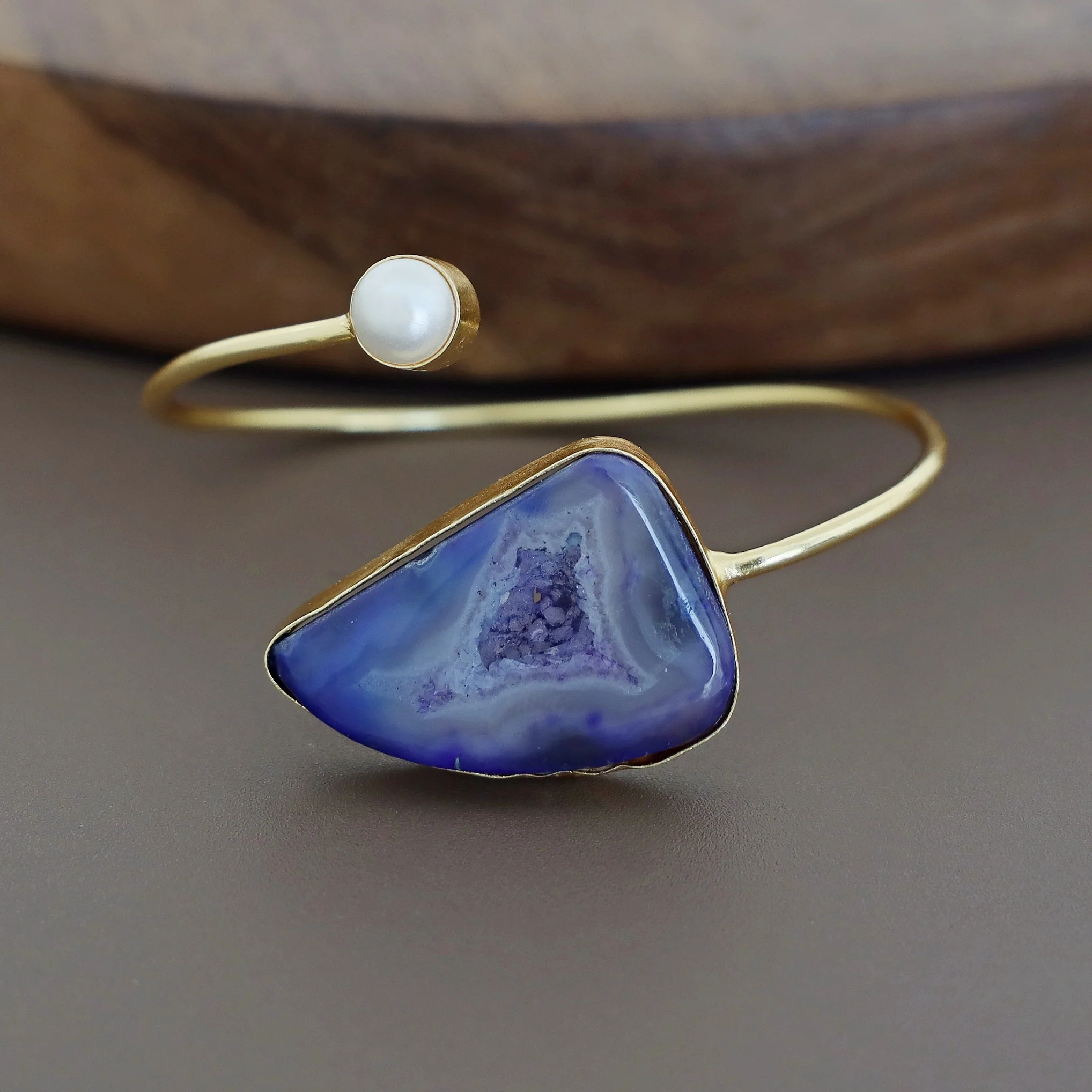 Trish Solar Agate + Pearl Bangle - Image 10