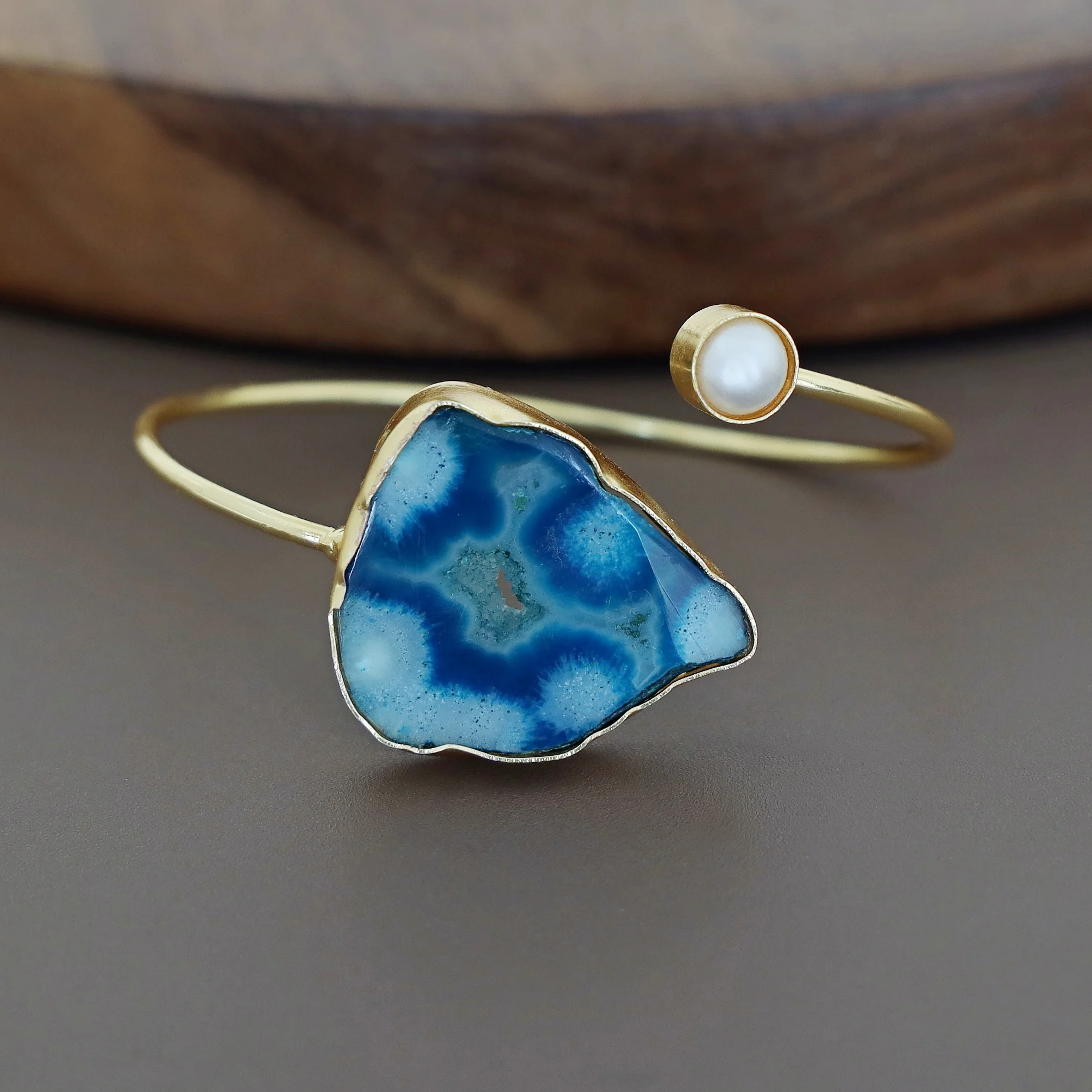 Trish Solar Agate + Pearl Bangle - Image 15