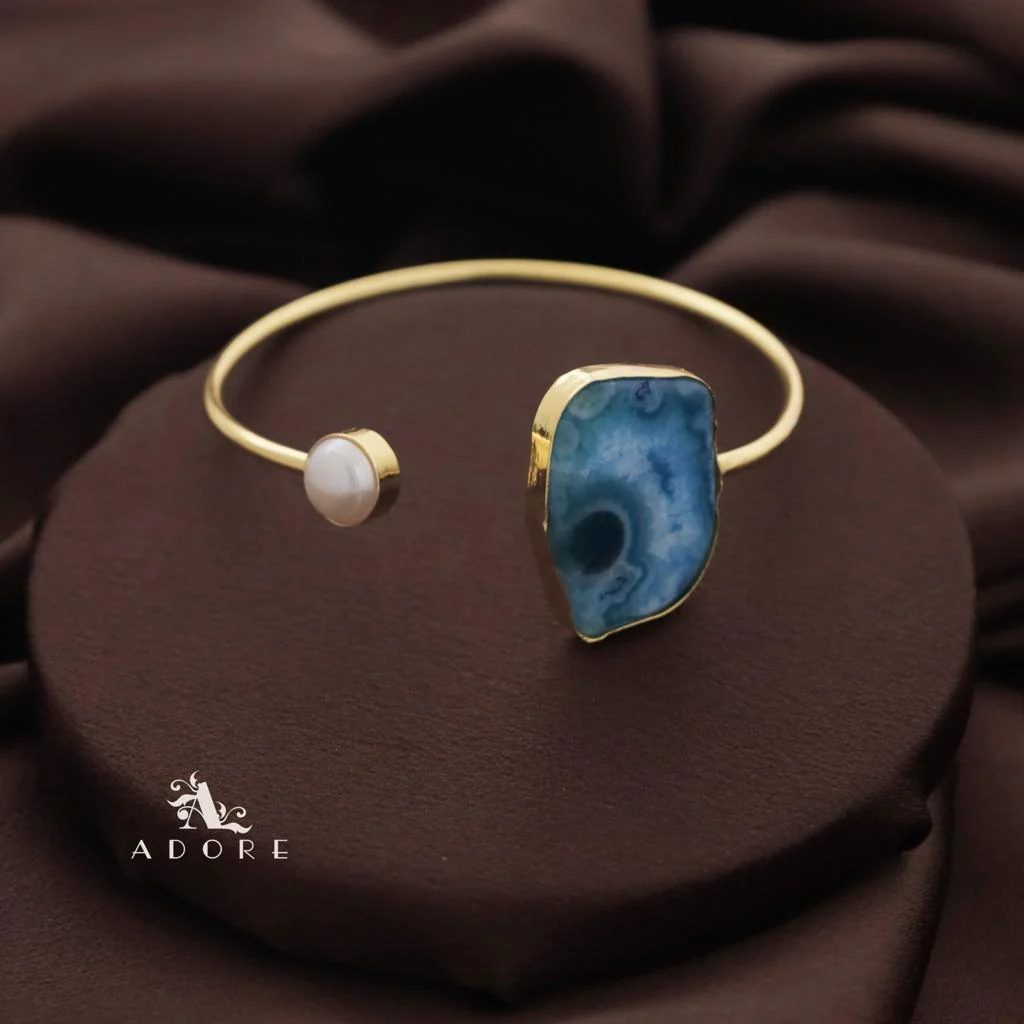 Trish Solar Agate + Pearl Bangle - Image 24