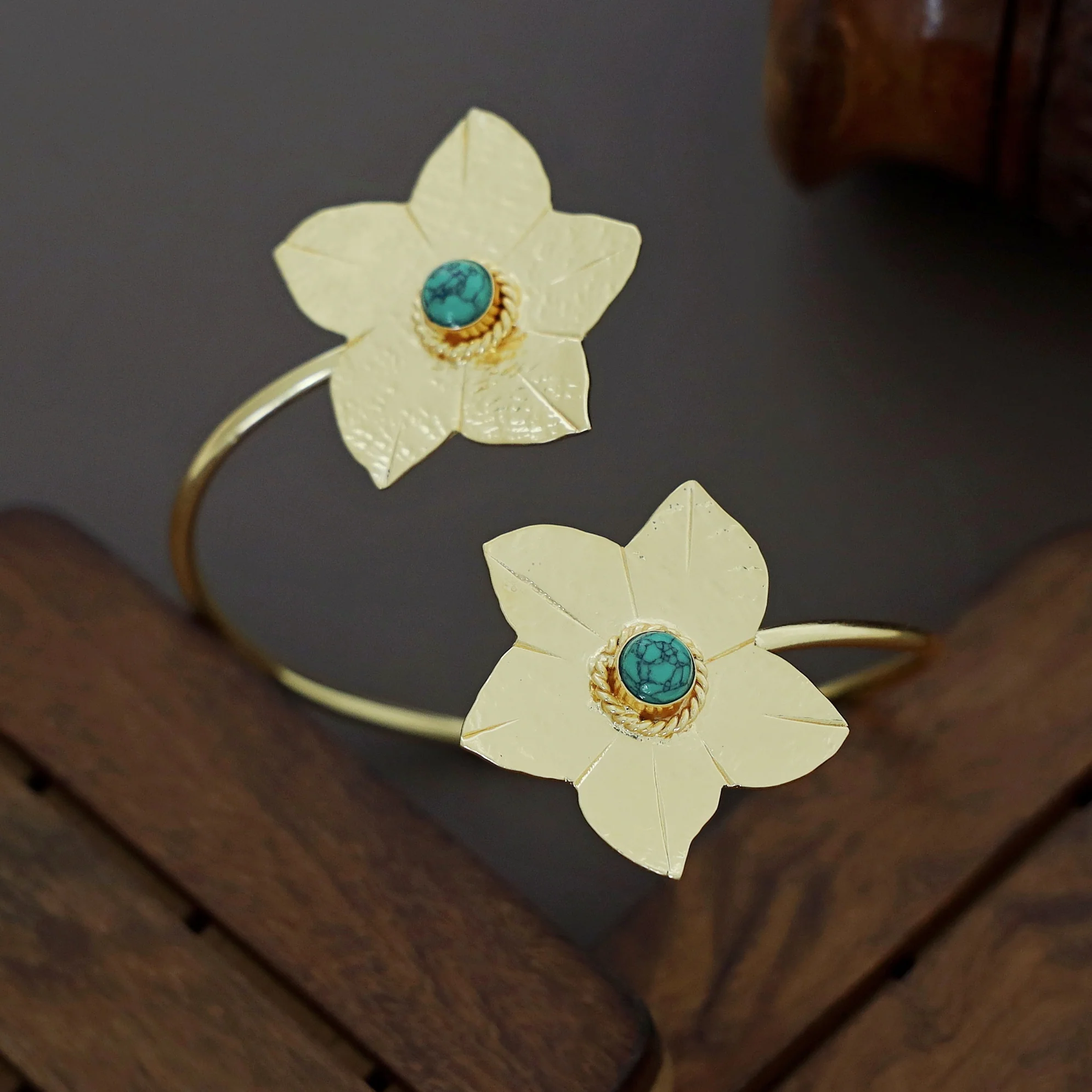 Azia Dual Floral Golden Textured Bangle - Image 3