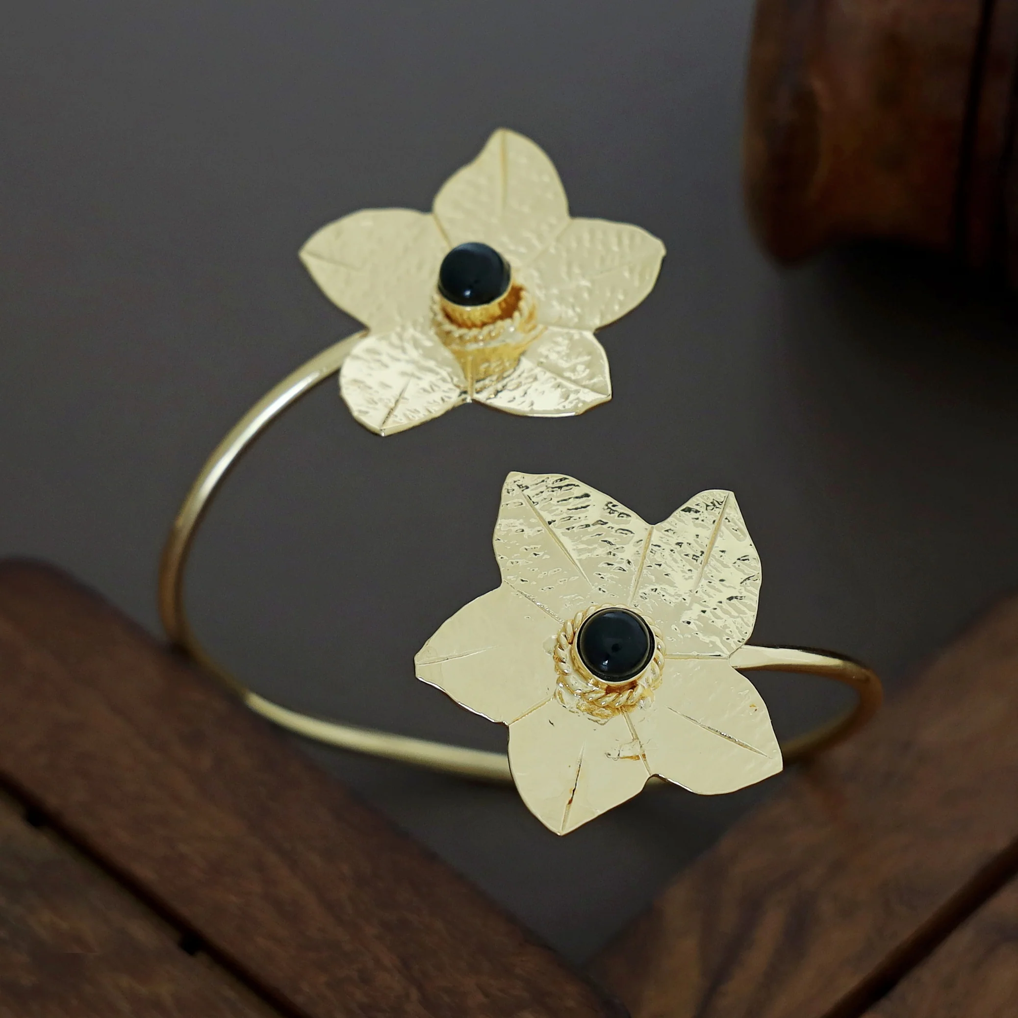 Azia Dual Floral Golden Textured Bangle - Image 4