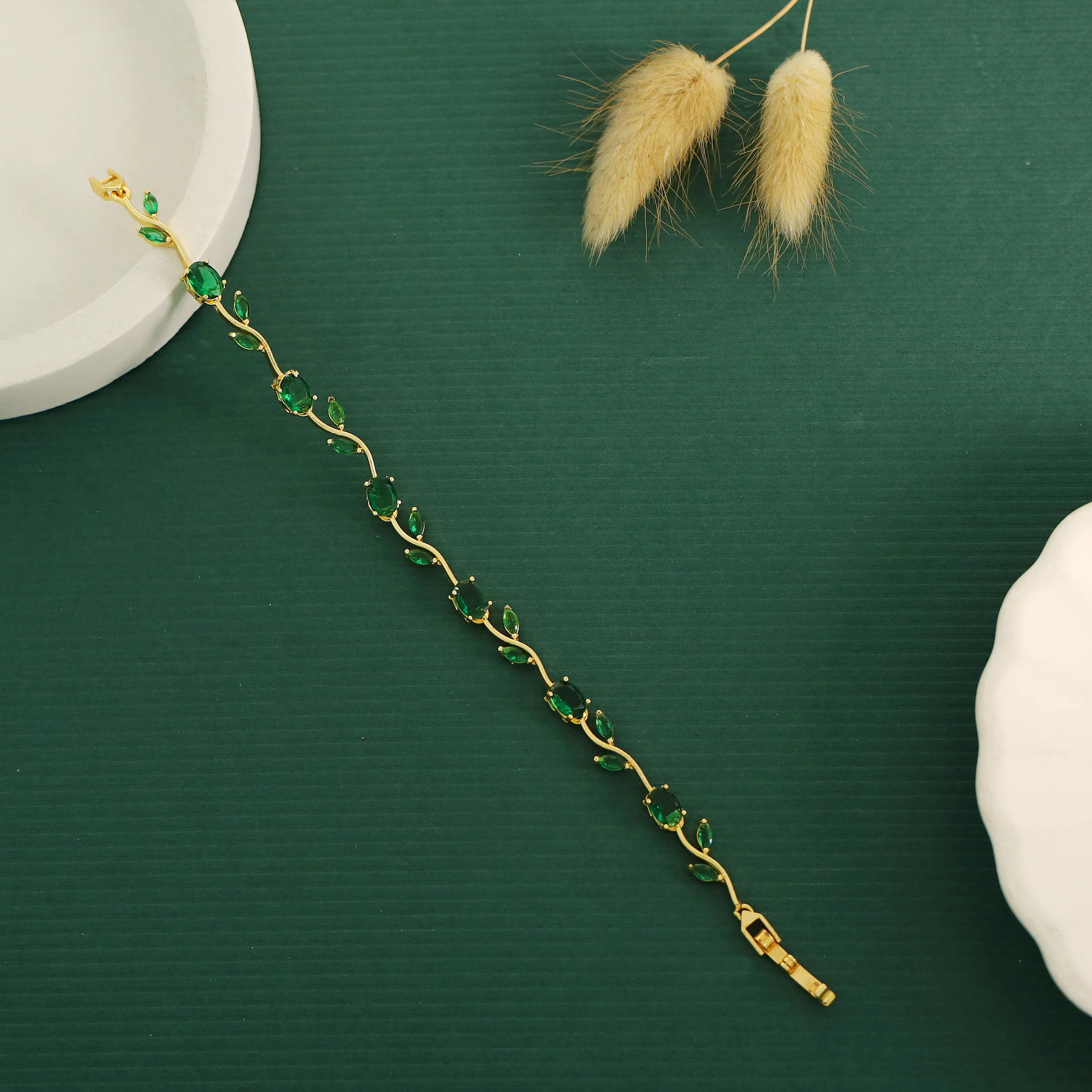 Tulip Glossy Claw Bracelet - Image 9