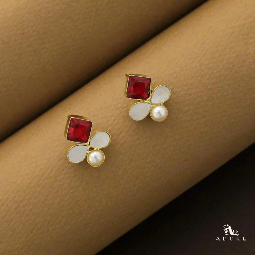 Twin Leaf Diamond Glossy MOP Stud - Image 12