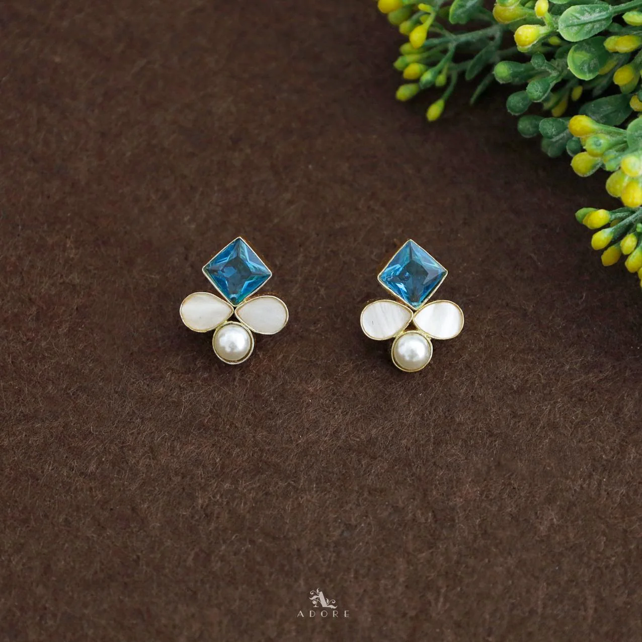 Twin Leaf Diamond Glossy MOP Stud - Image 4
