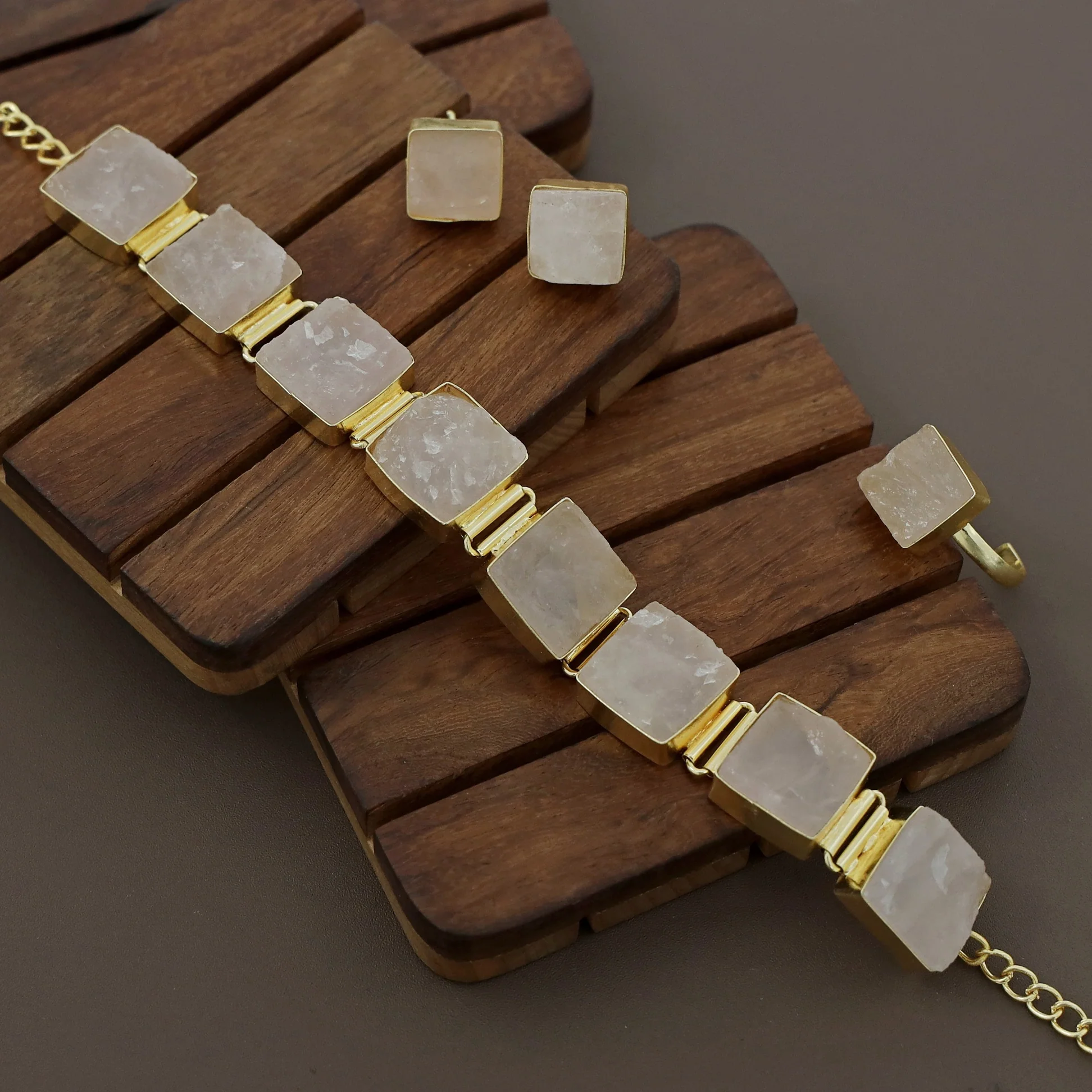 Unique 3 in 1 Square Choker Combo Set - Image 4