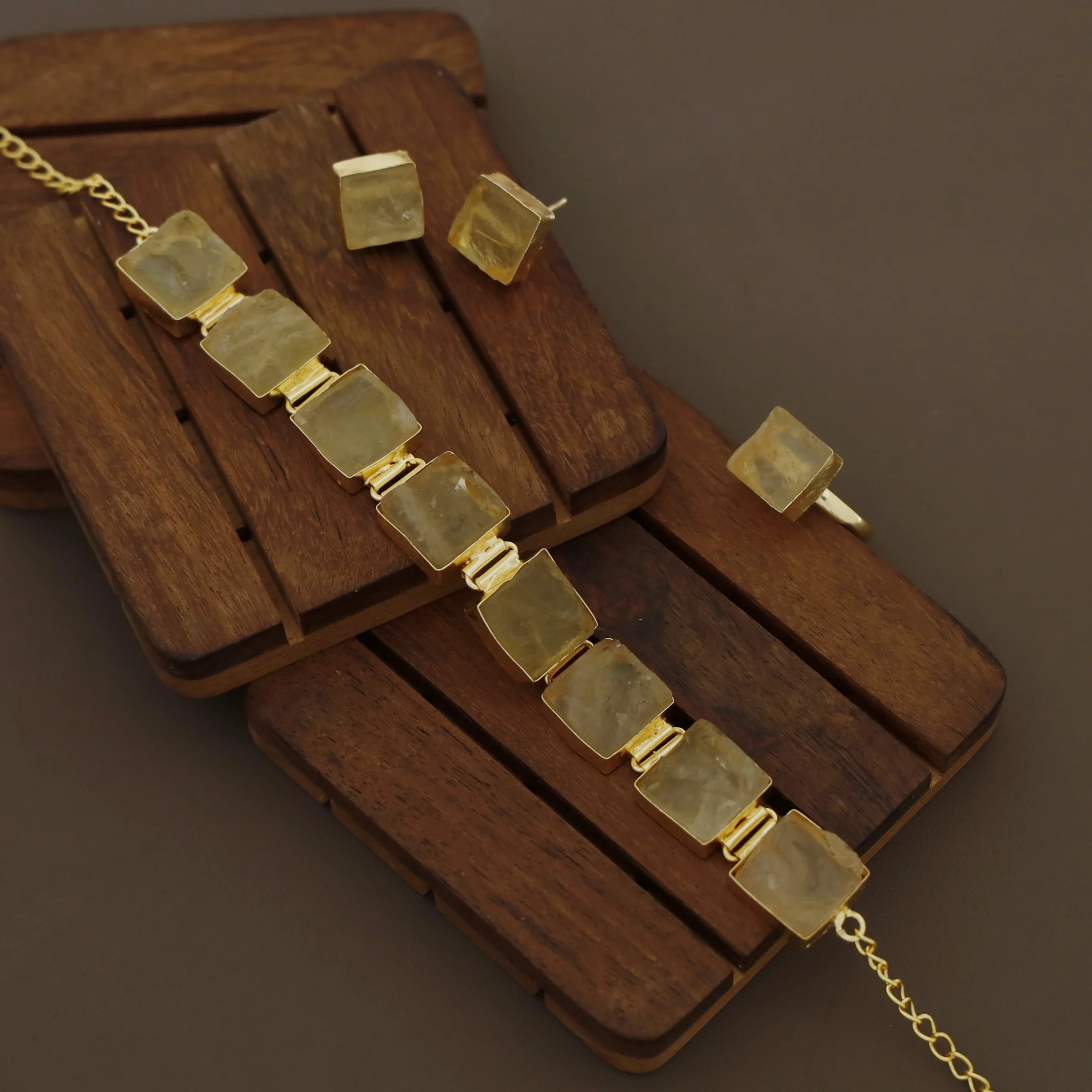 Unique 3 in 1 Square Choker Combo Set - Image 6
