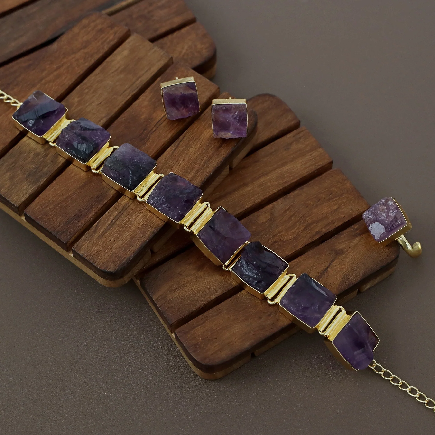 Unique 3 in 1 Square Choker Combo Set - Image 8