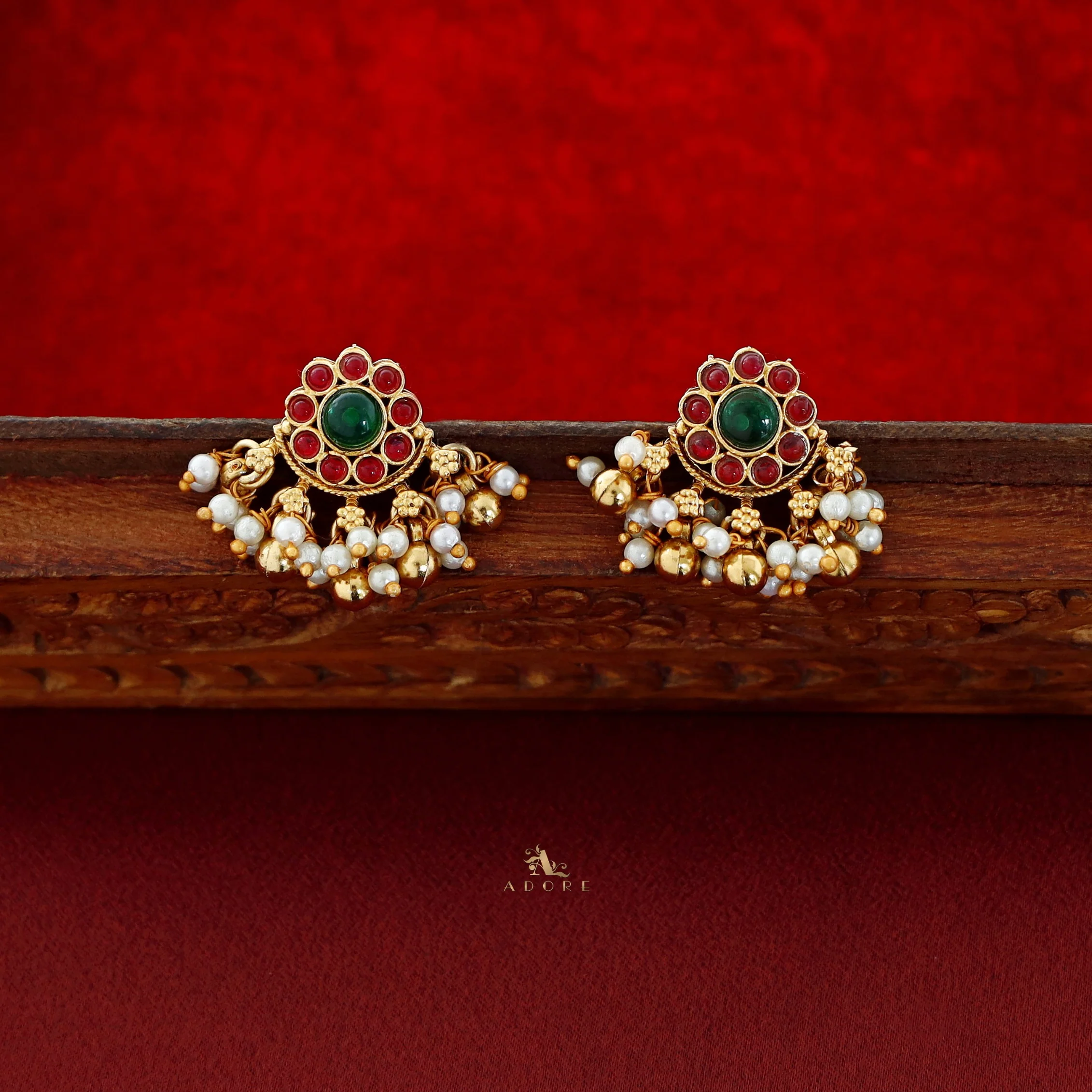Uttara Floral Palakka Short Neckpiece With Earring - Image 8