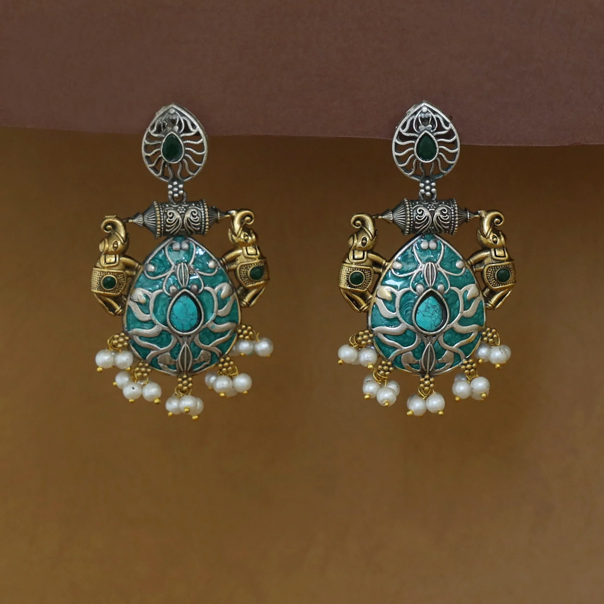 Vaishakhi Airavat Drop Pearl Earring - Image 4