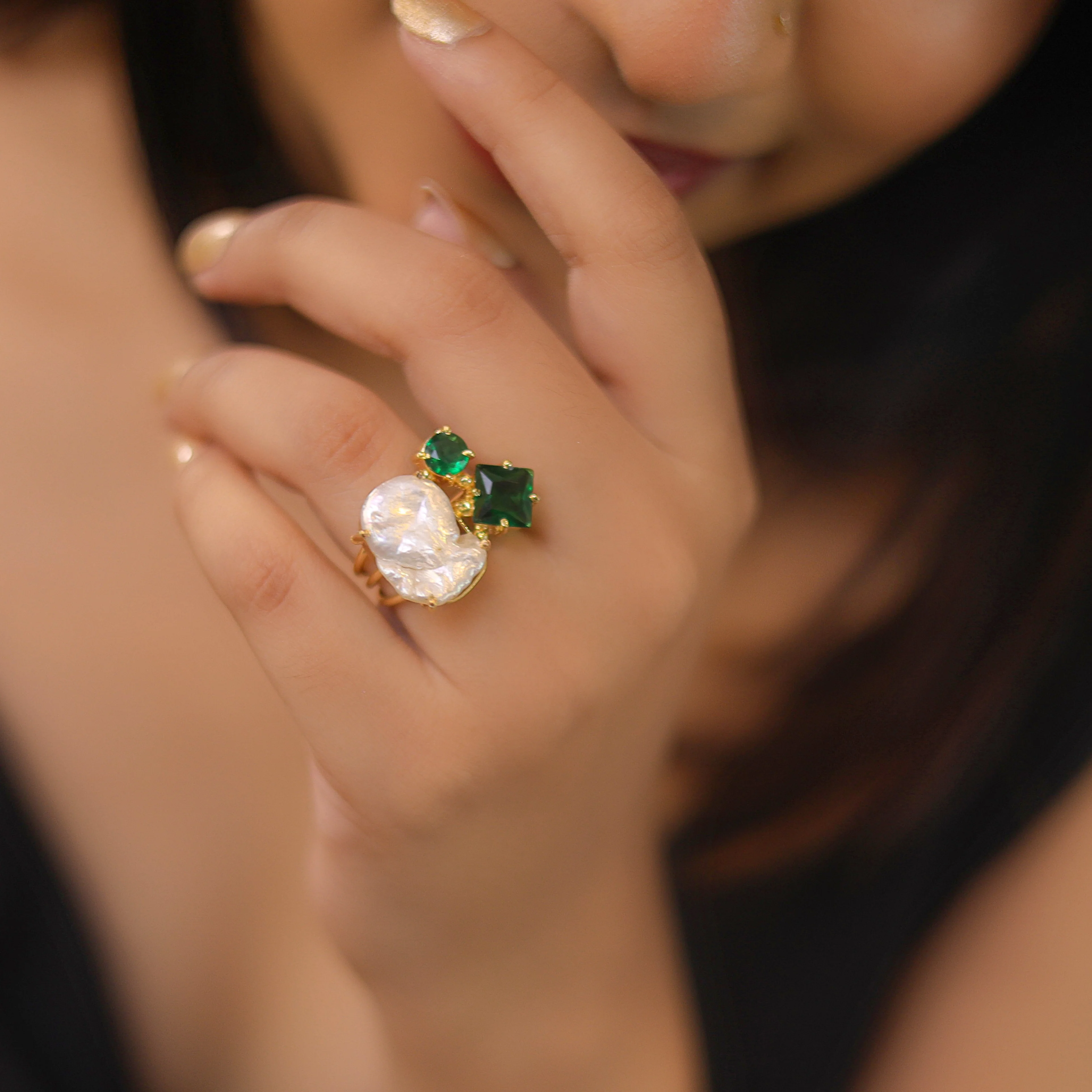 Vajra Glossy Stone Baroque Ring - Image 2