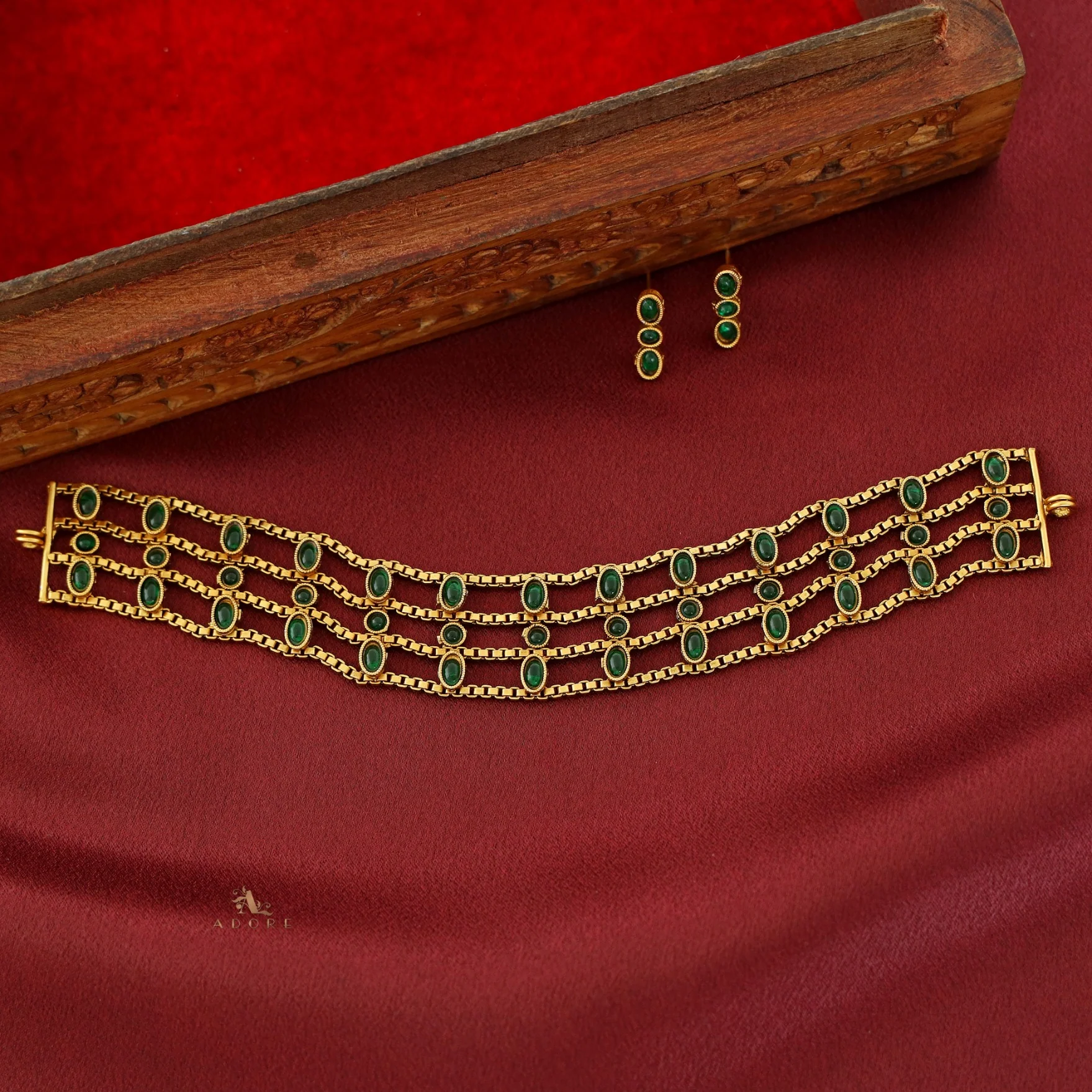 Vamika Tri Layer Kemp Stone Choker With Earring - Image 5