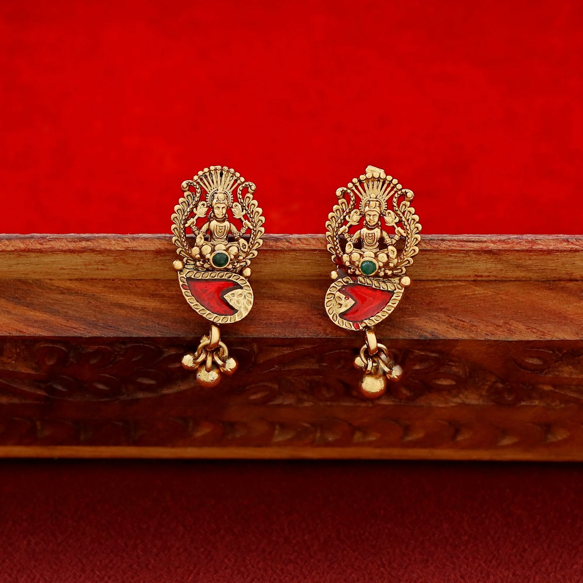 Vanisha Devi Enamel Palakka Short Neckpiece With Earring - Image 6