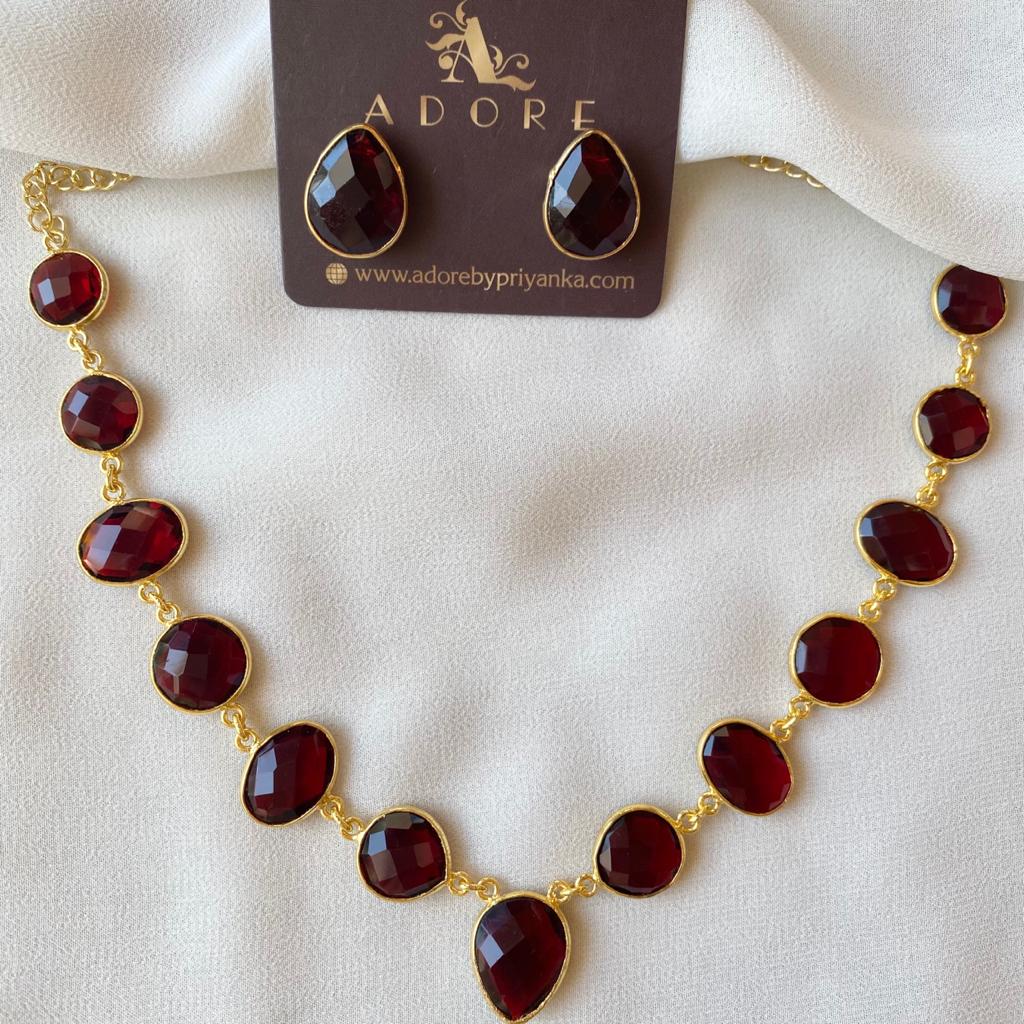 Vanity Lightweight Neckpiece + Studs (Colour Options) - Image 12