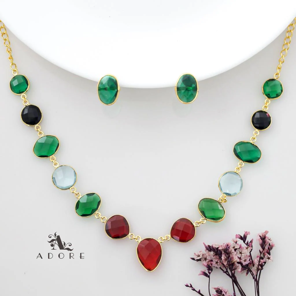 Vanity Lightweight Neckpiece + Studs (Colour Options) - Image 2