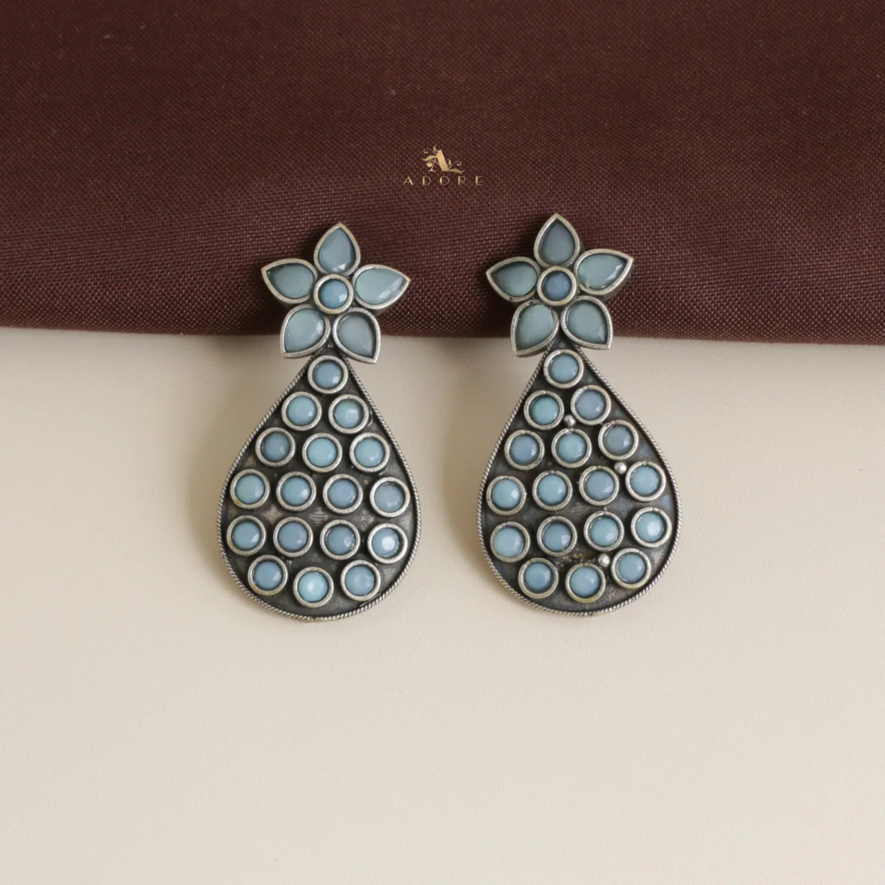 Varna Dew Drop Earring - Image 17
