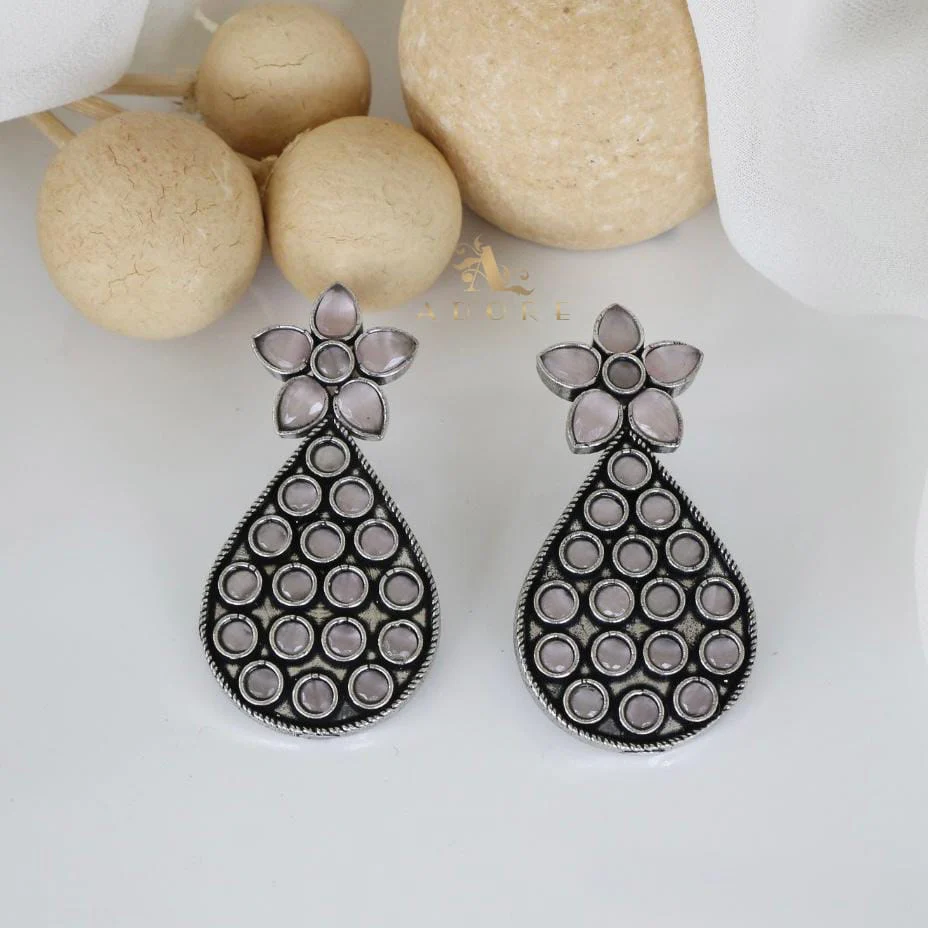 Varna Dew Drop Earring - Image 3