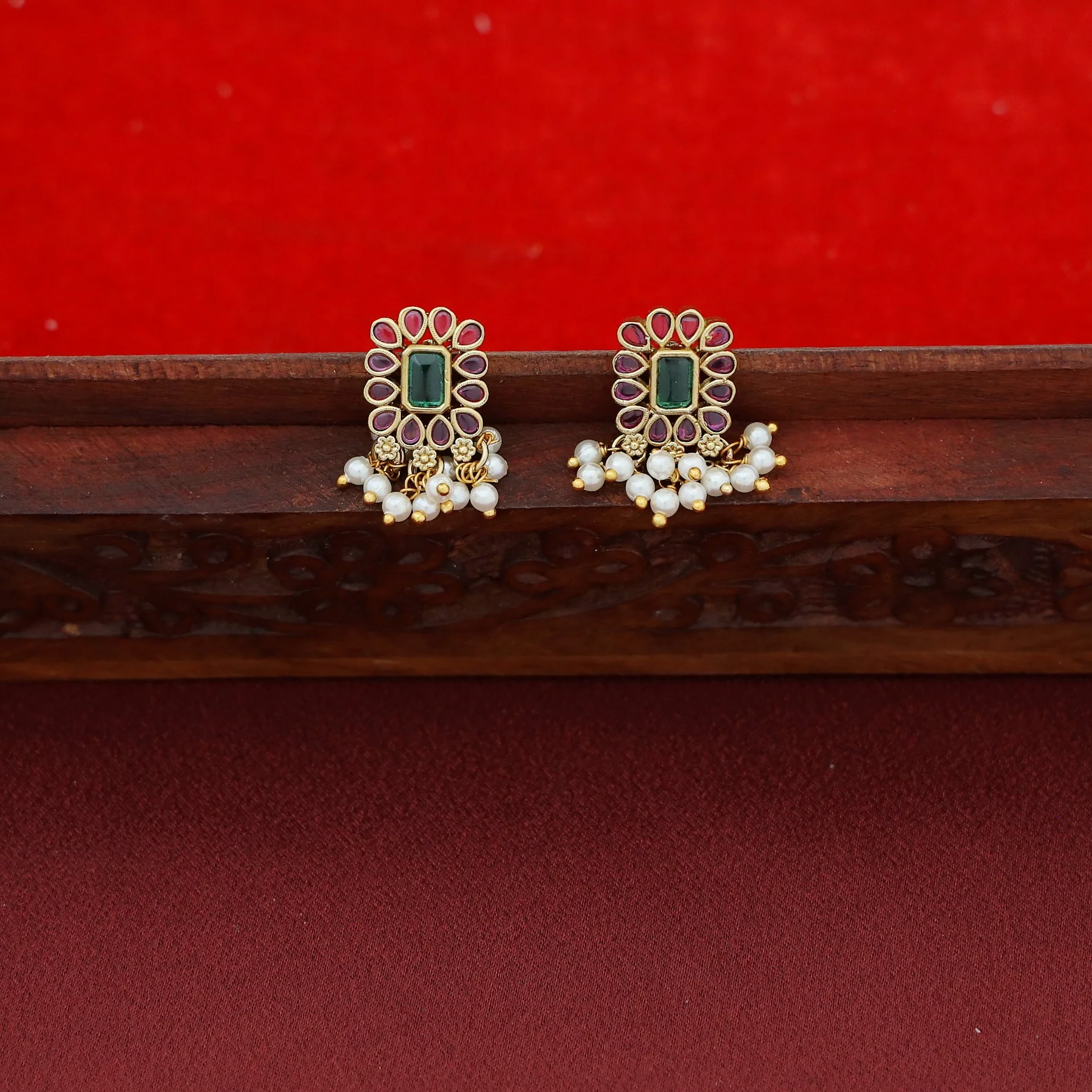 Vasundara 3 Layer Pearl Choker With Earring - Image 5