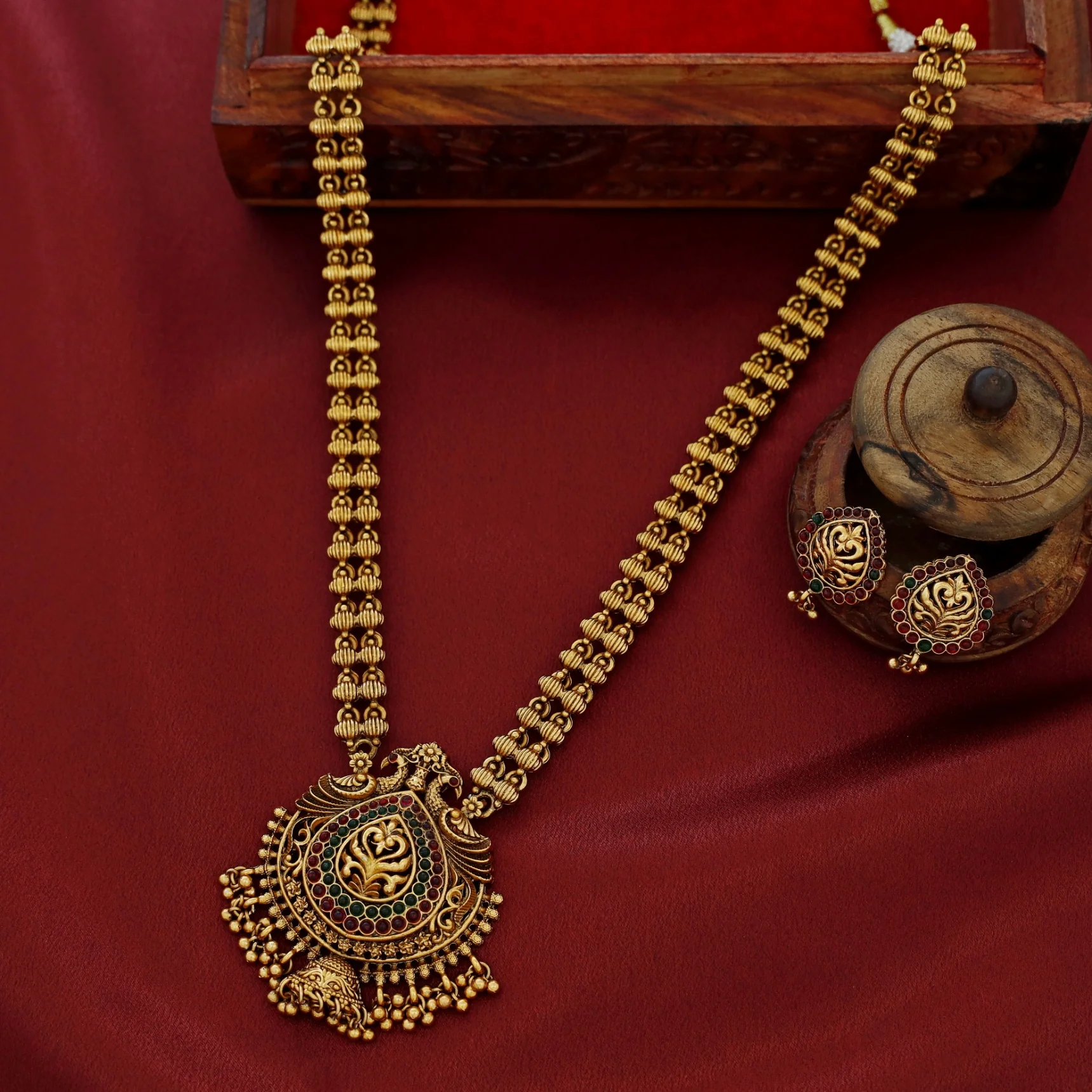 Vedansha Long Haram Neckpiece With Earring - Image 4