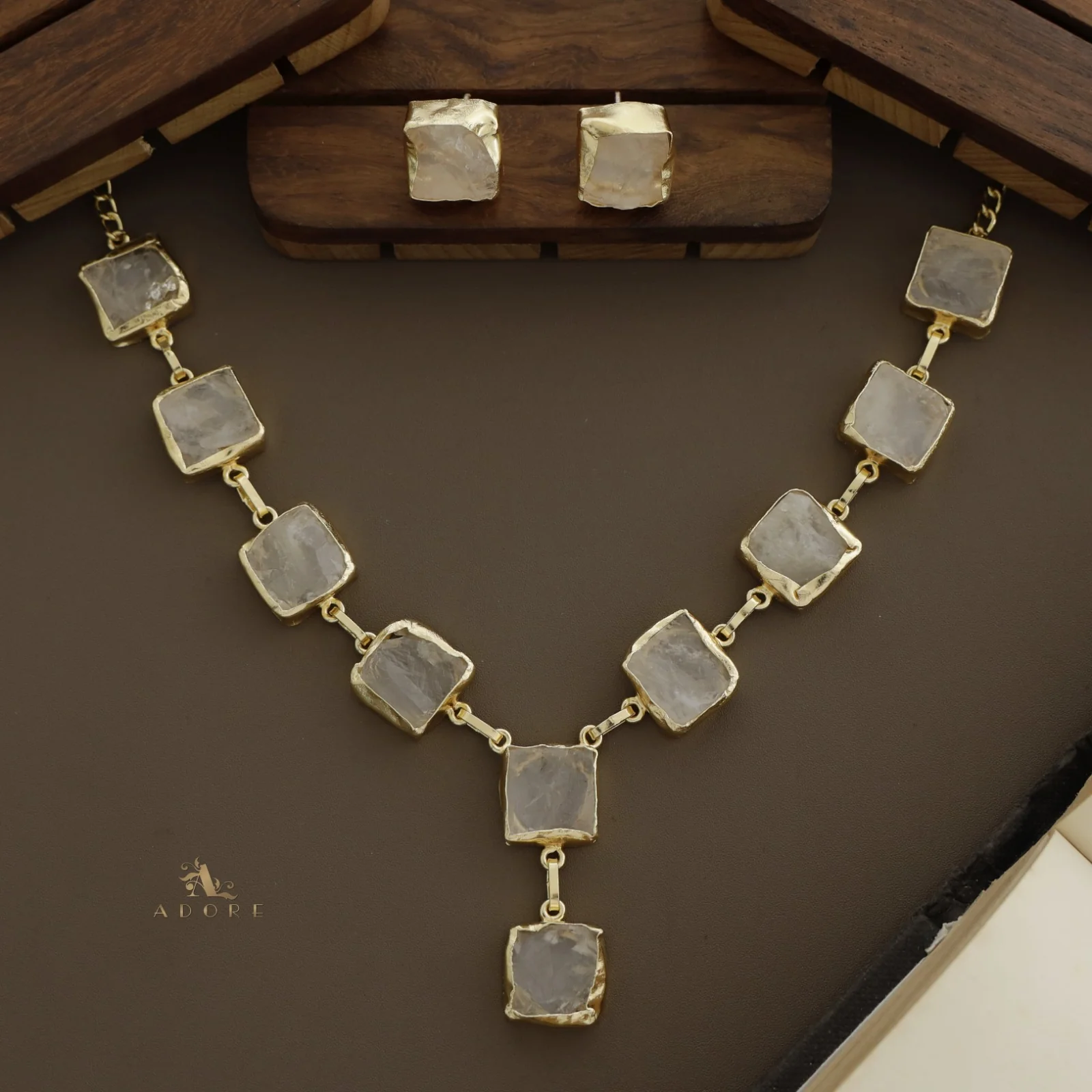 Velora Square Raw Stone Neckpiece With Stud - Image 12