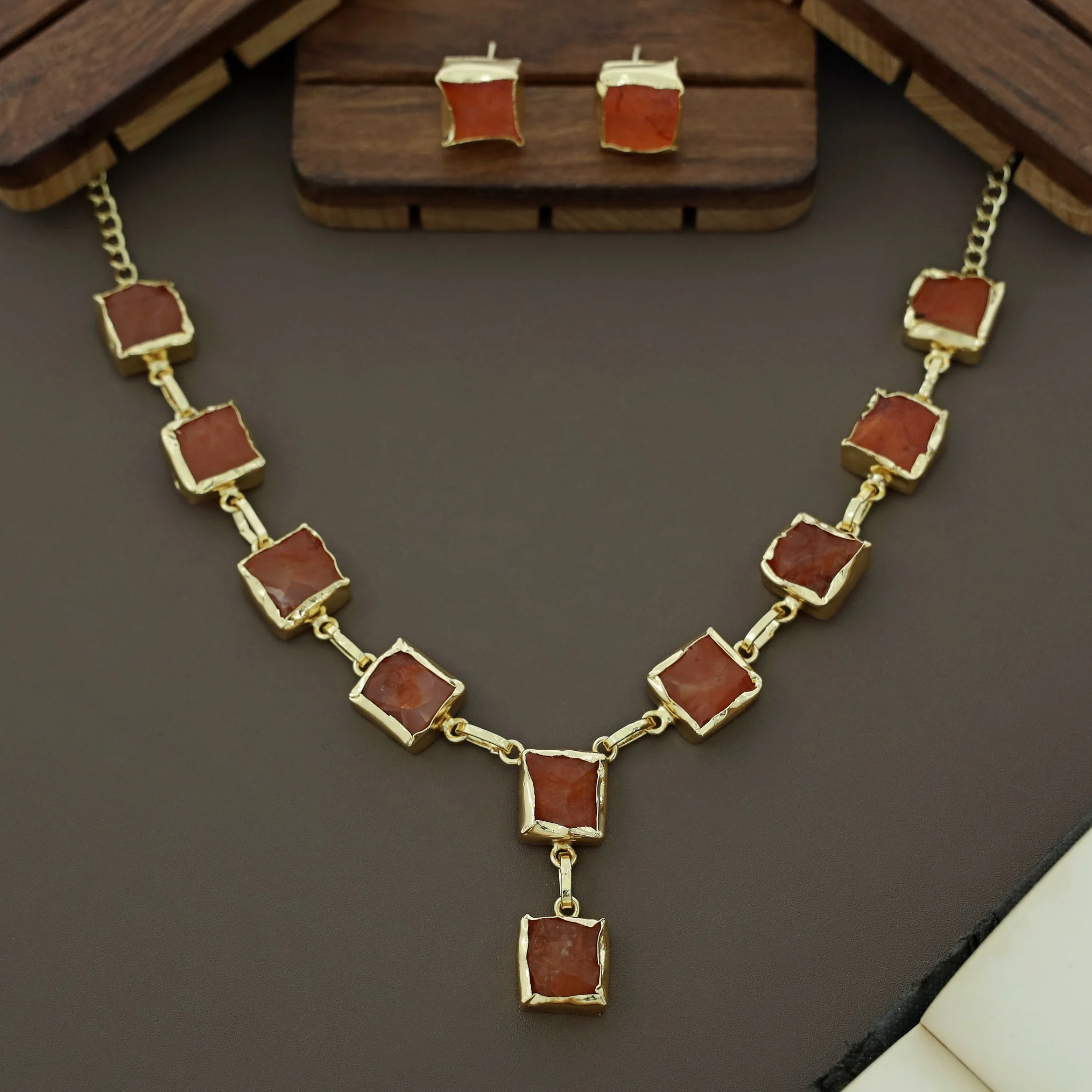 Velora Square Raw Stone Neckpiece With Stud - Image 22