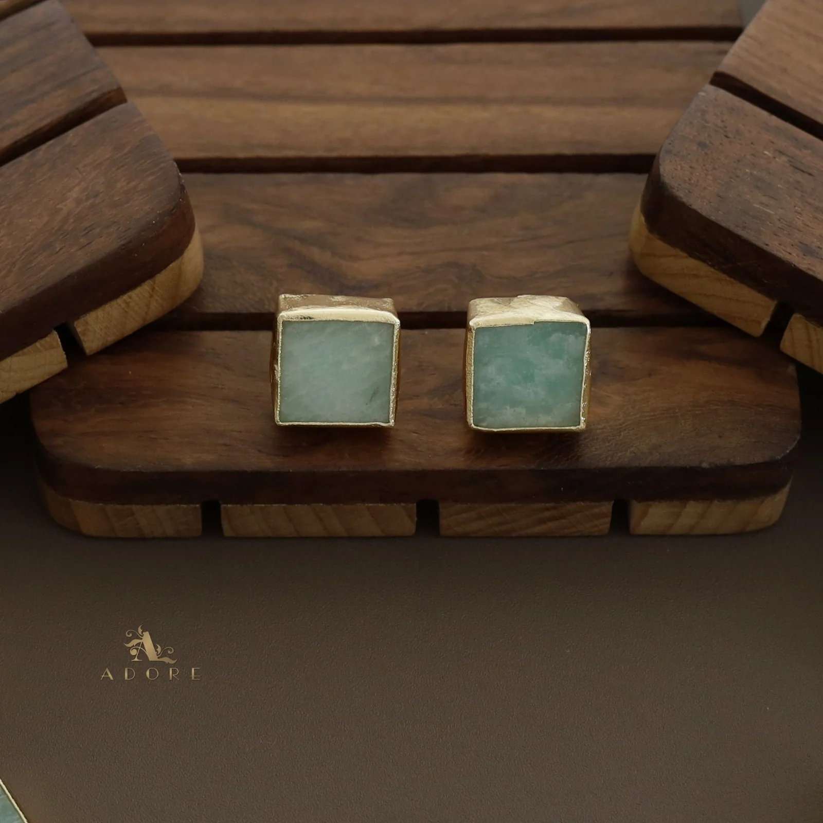 Velora Square Raw Stone Neckpiece With Stud - Image 26
