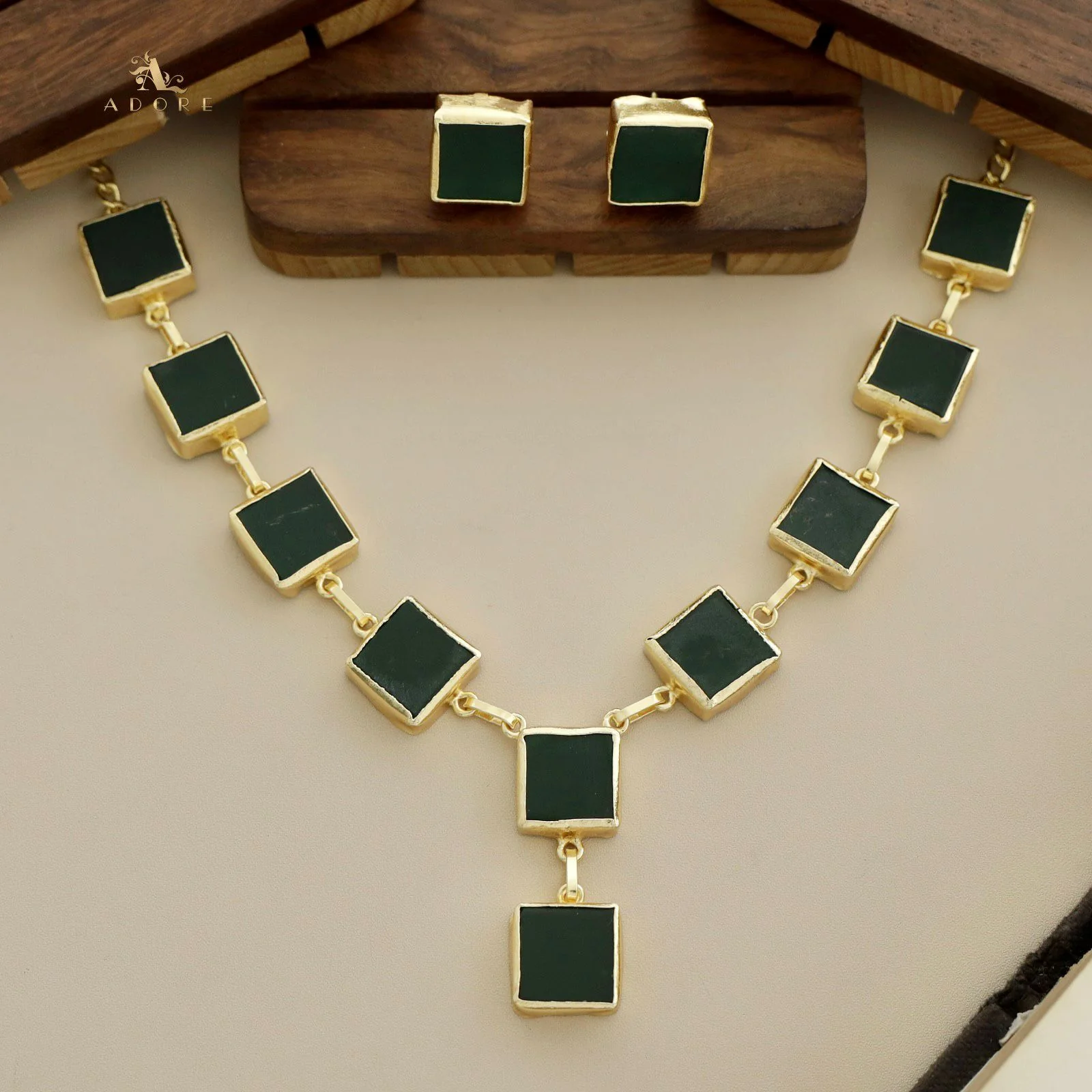 Velora Square Raw Stone Neckpiece With Stud - Image 4