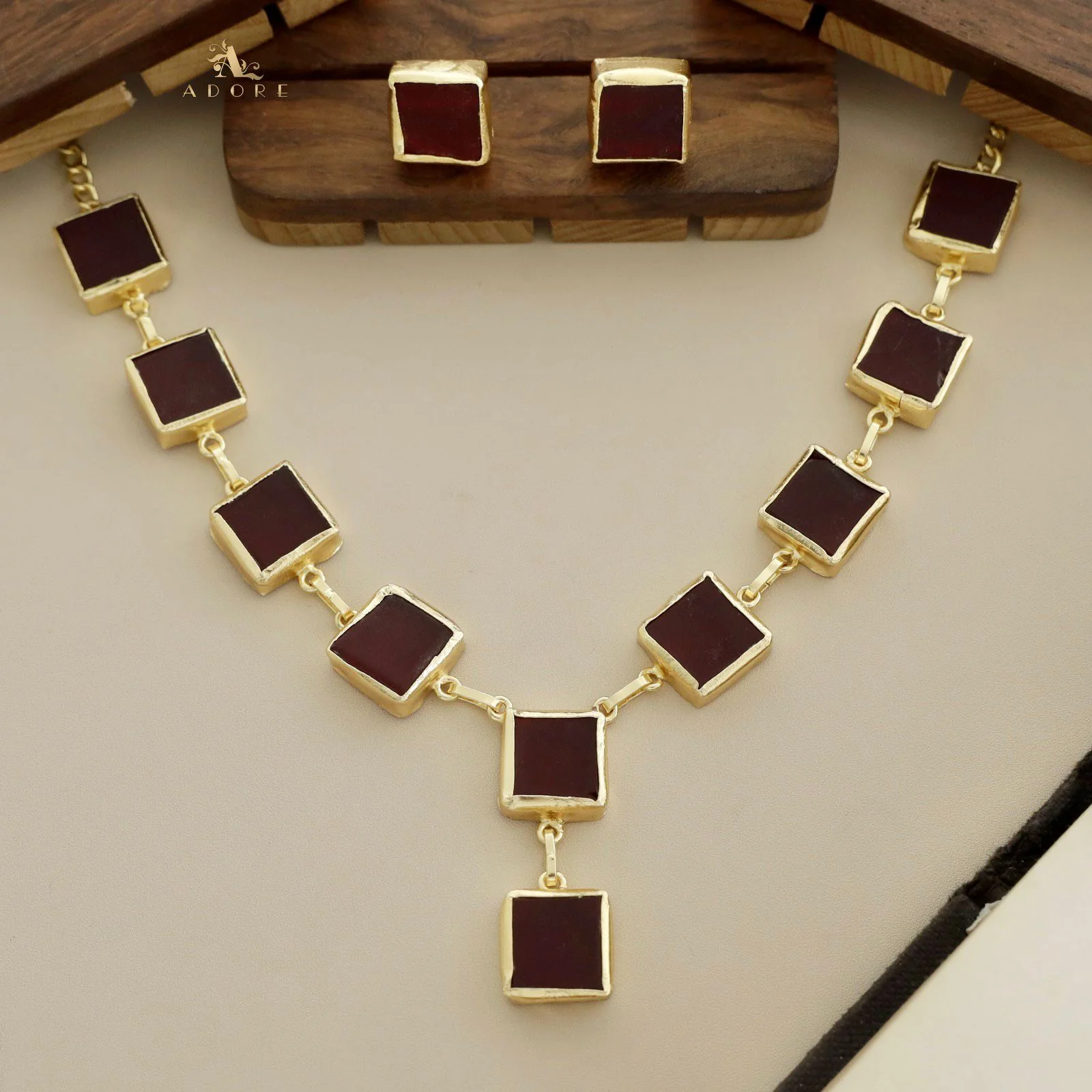 Velora Square Raw Stone Neckpiece With Stud - Image 8