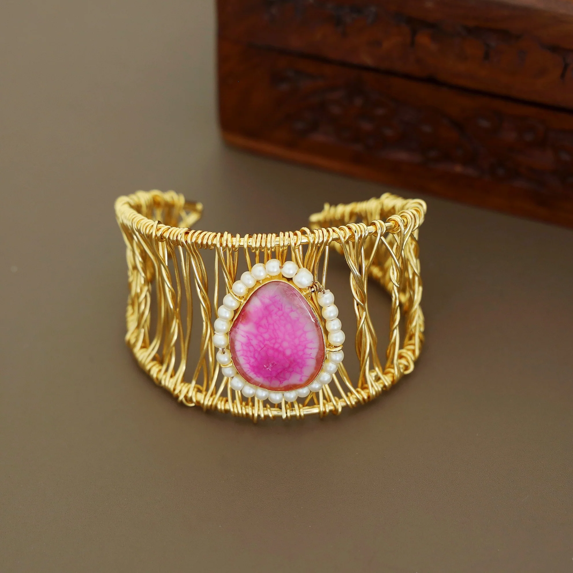 Versha Golden Wired Agate Pearl Bangle - Image 2